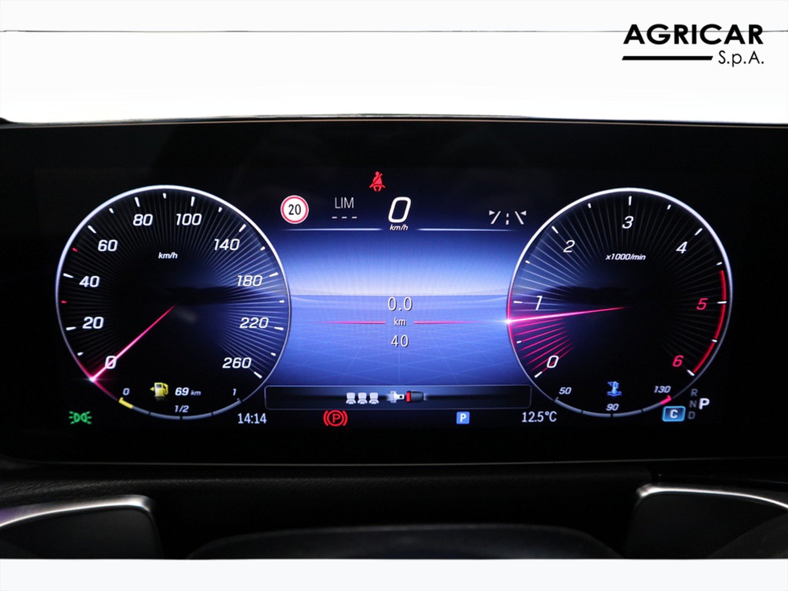 9 - Mercedes GLB 200 d amg line premium 4matic 8g-dct