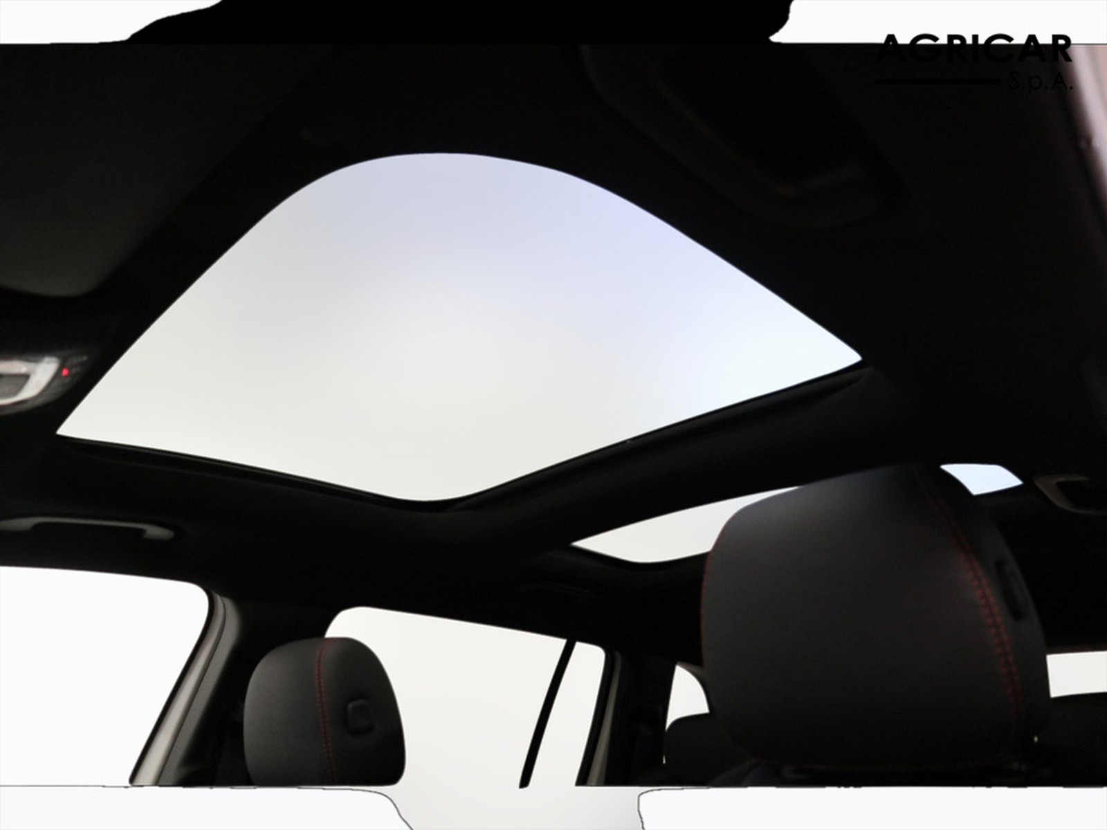 18 - Mercedes GLB 200 d amg line premium 4matic 8g-dct