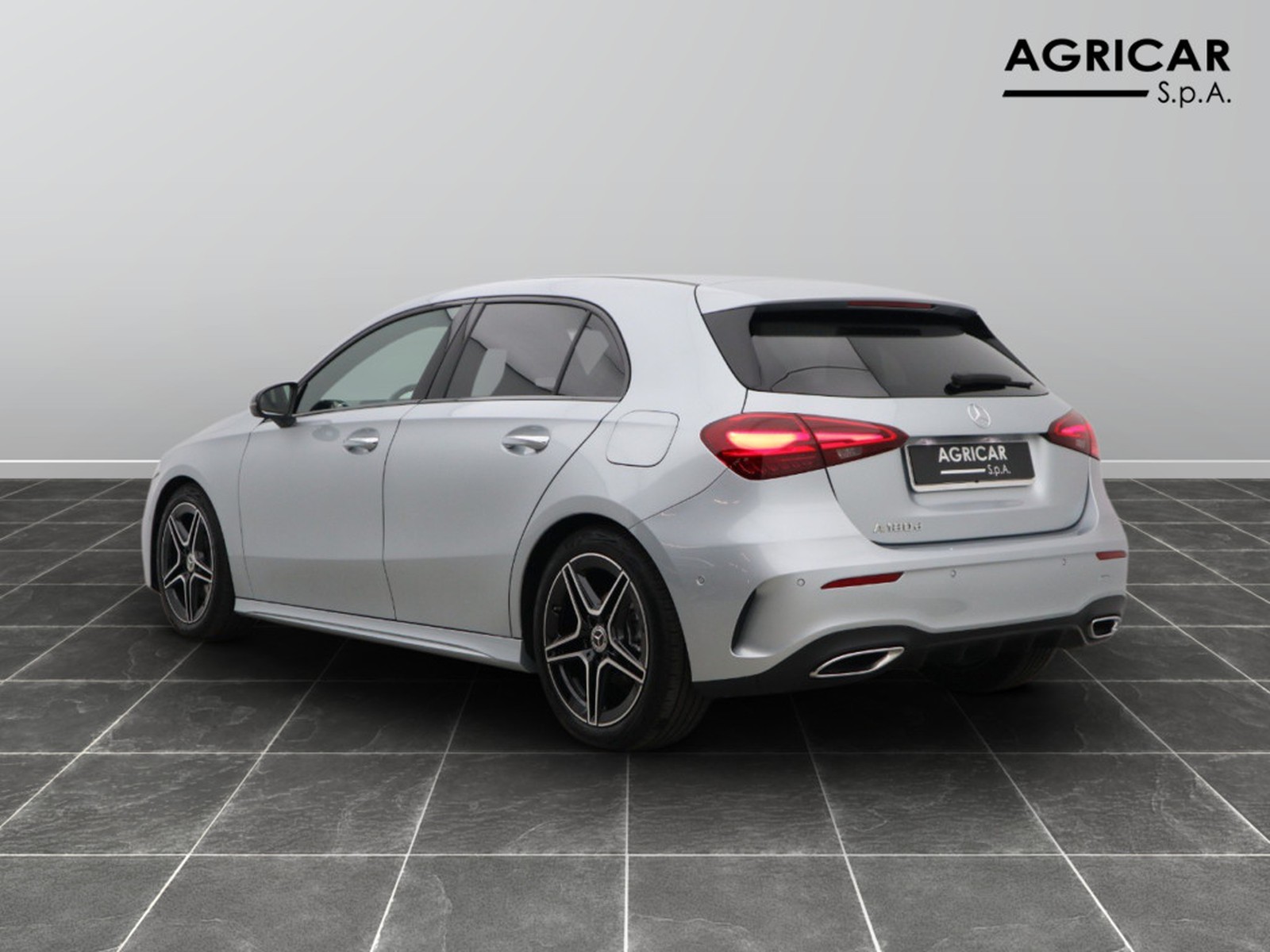 5 - Mercedes Classe A 180 d amg line advanced plus speedshift dct amg 8g