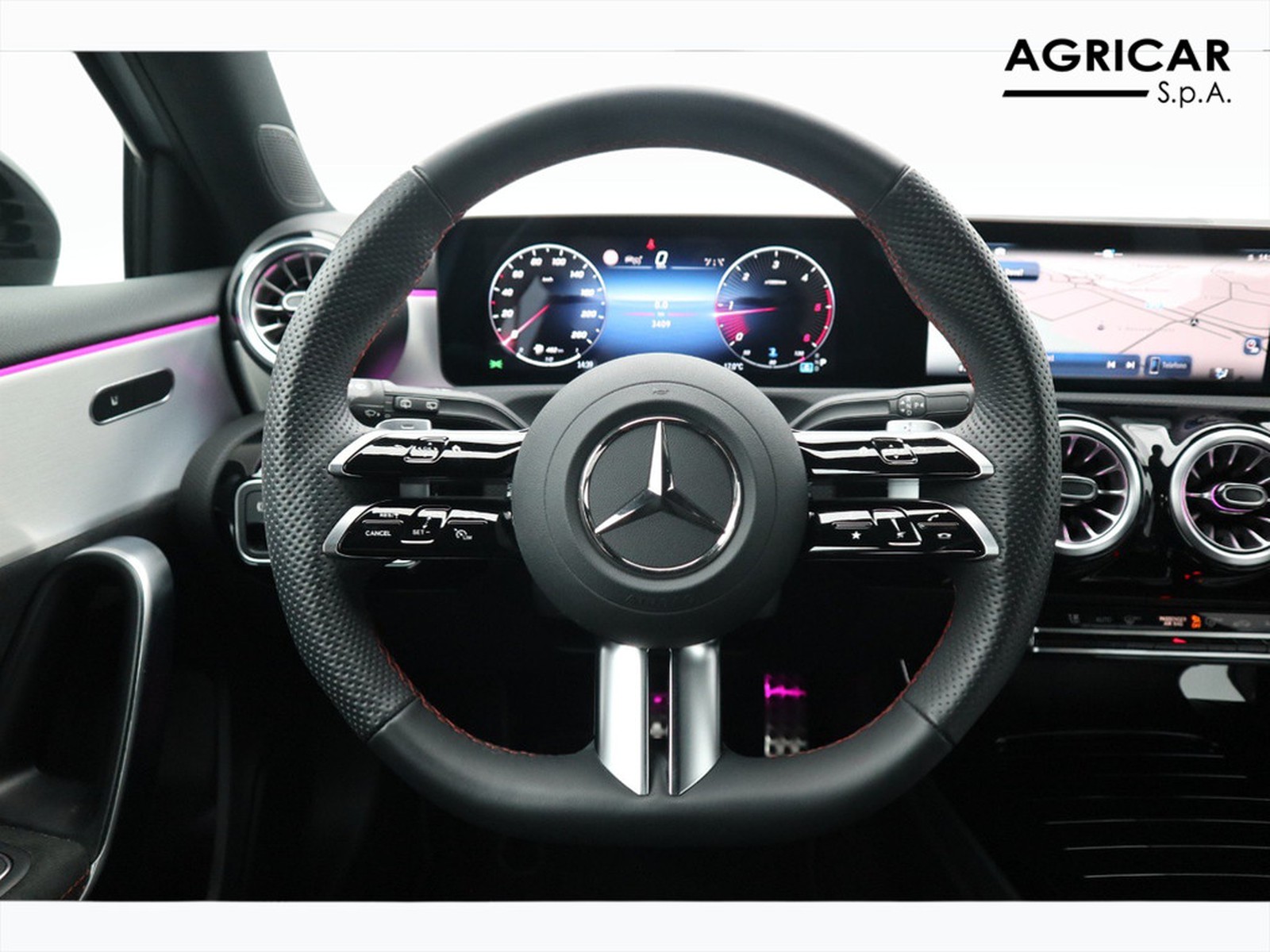 17 - Mercedes Classe A 180 d amg line advanced plus speedshift dct amg 8g