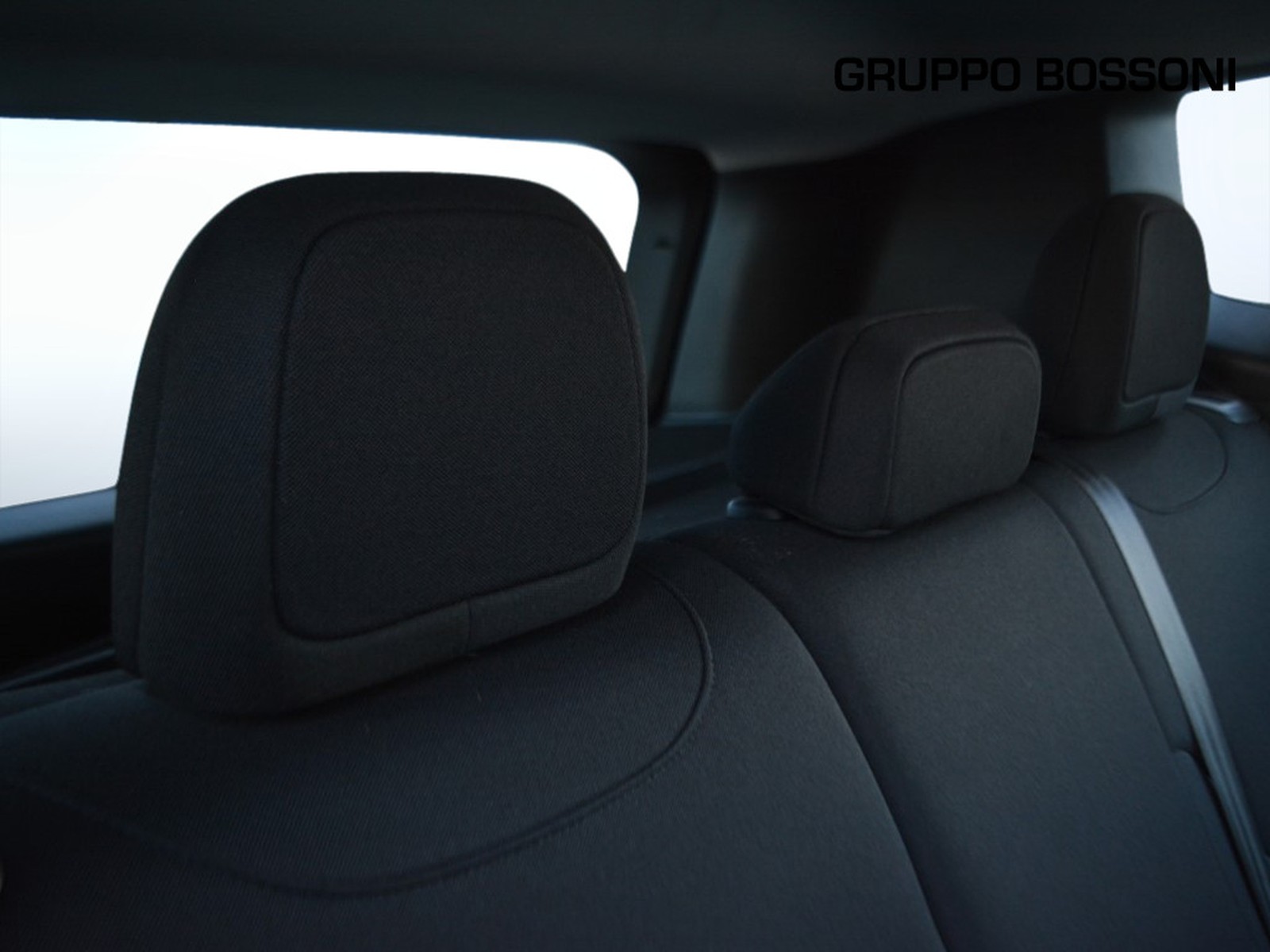 6 - Jeep Renegade 1.6 multijet ii 130cv longitude 2wd