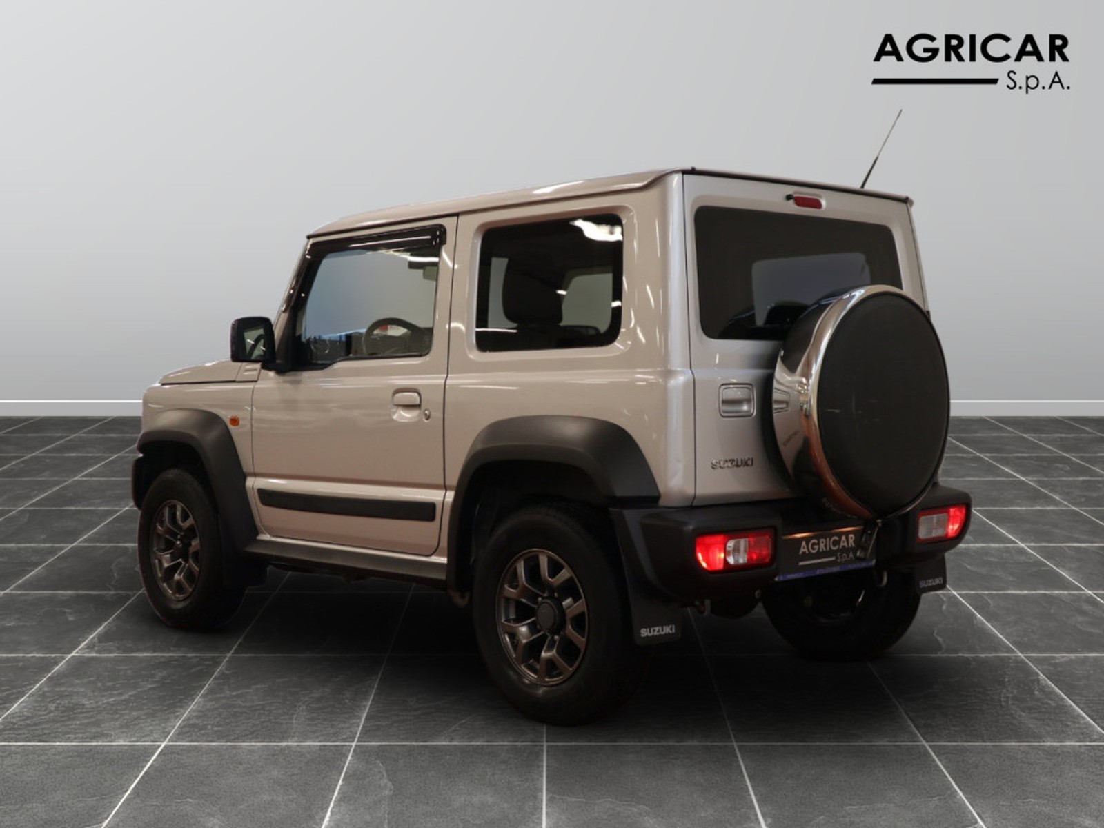 4 - Suzuki Jimny 1.5 top 4wd allgrip auto