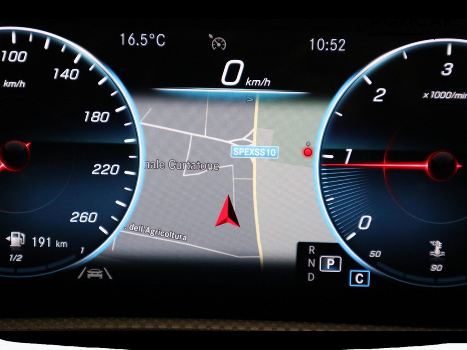 15 - Mercedes Classe A sedan 180 d premium 7g-dct