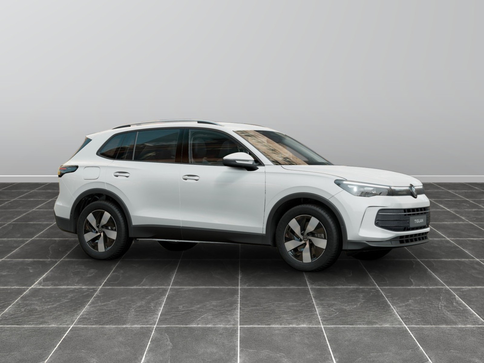 3 - Volkswagen Tiguan 2.0 tdi scr 150cv edition plus dsg