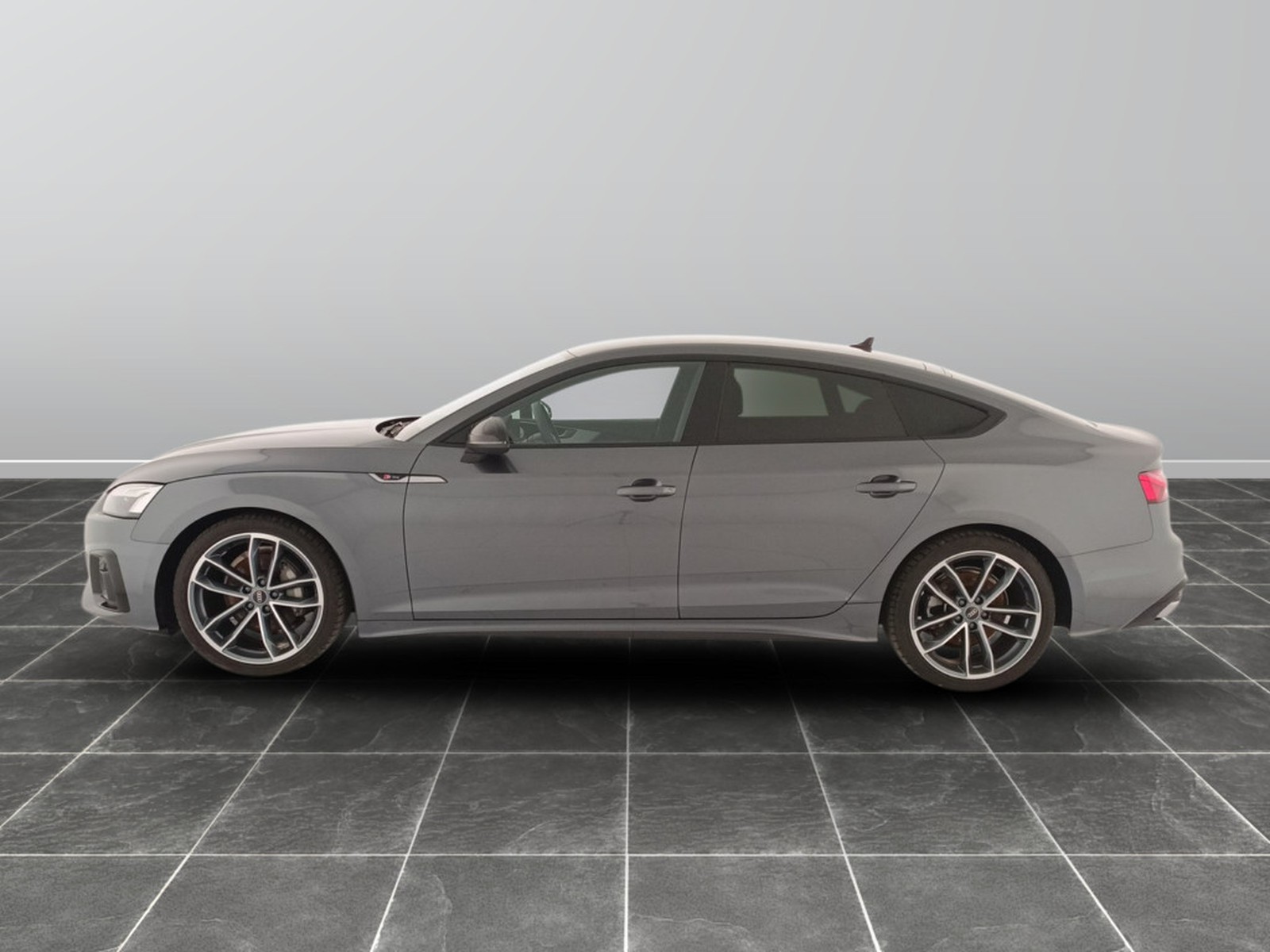 3 - Audi A5 sportback 40 2.0 tdi mhev 204cv s line edition quattro s tronic