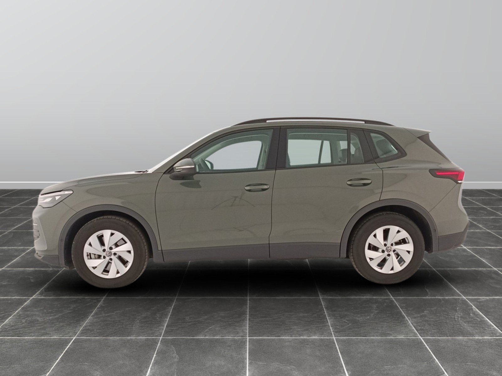 3 - Volkswagen Tiguan 2.0 tdi scr 150cv life dsg