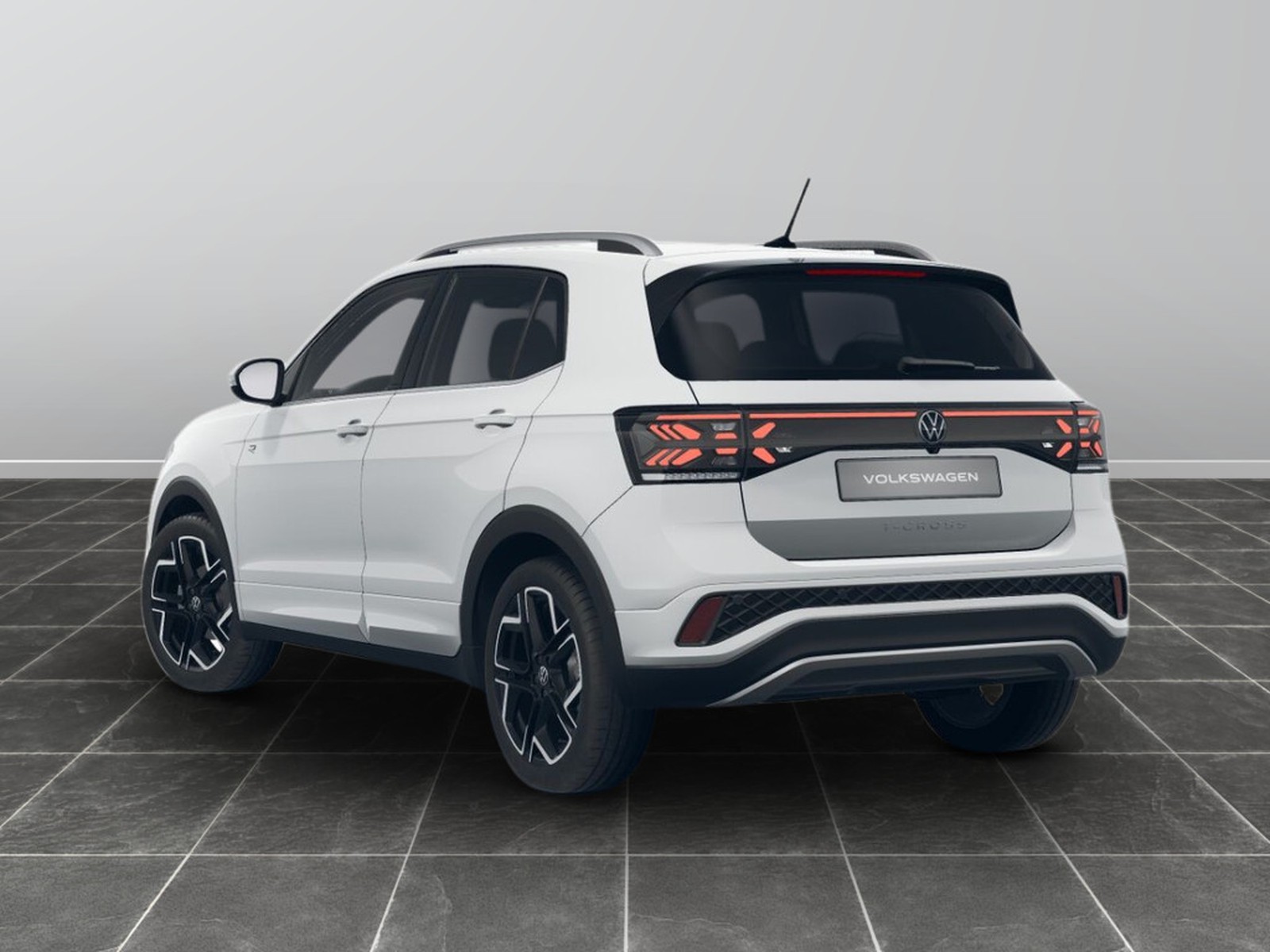 3 - Volkswagen T-Cross 1.0 tsi 115cv r-line plus