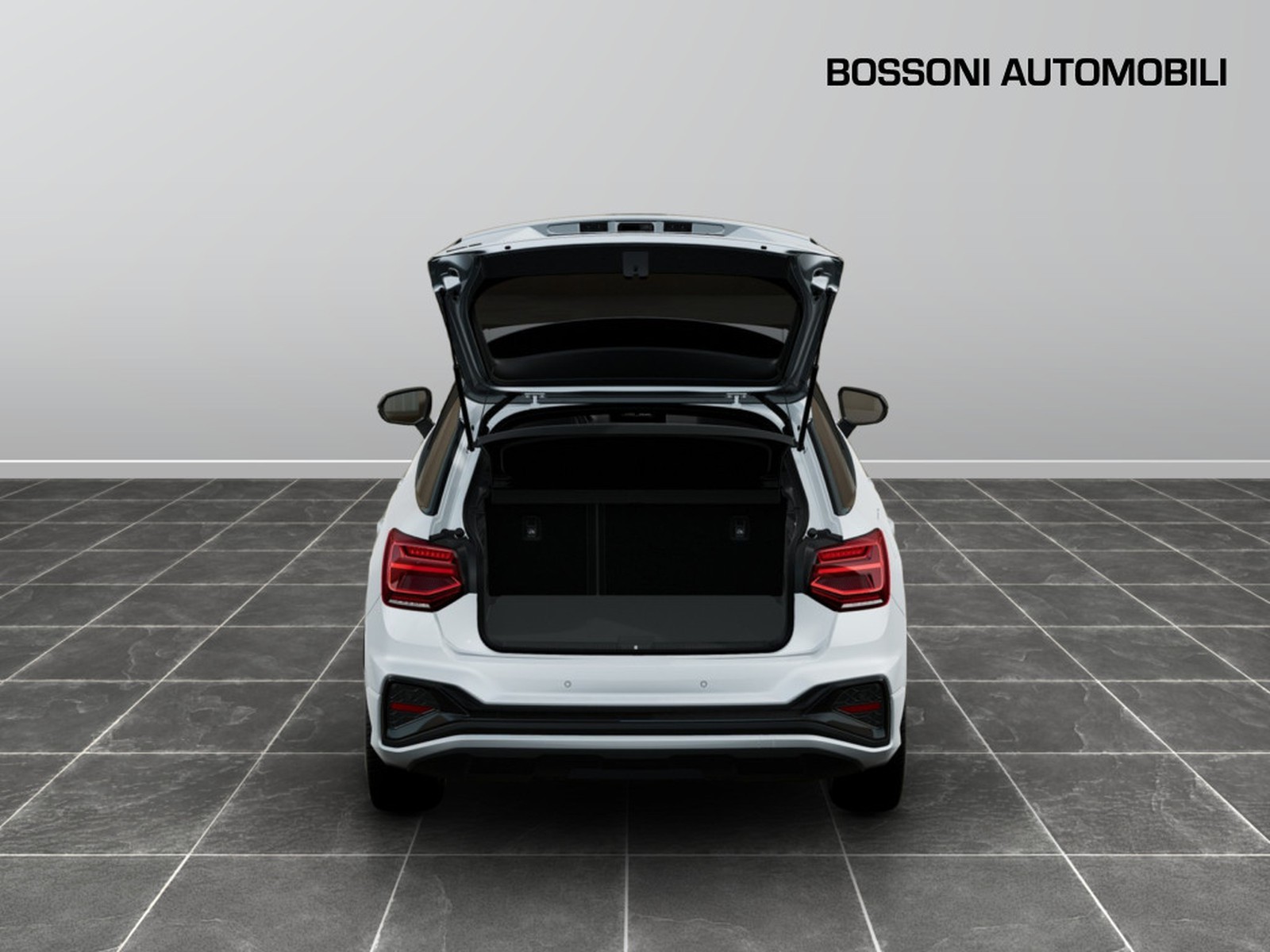 8 - Audi Q2 35 2.0 tdi identity black quattro s tronic