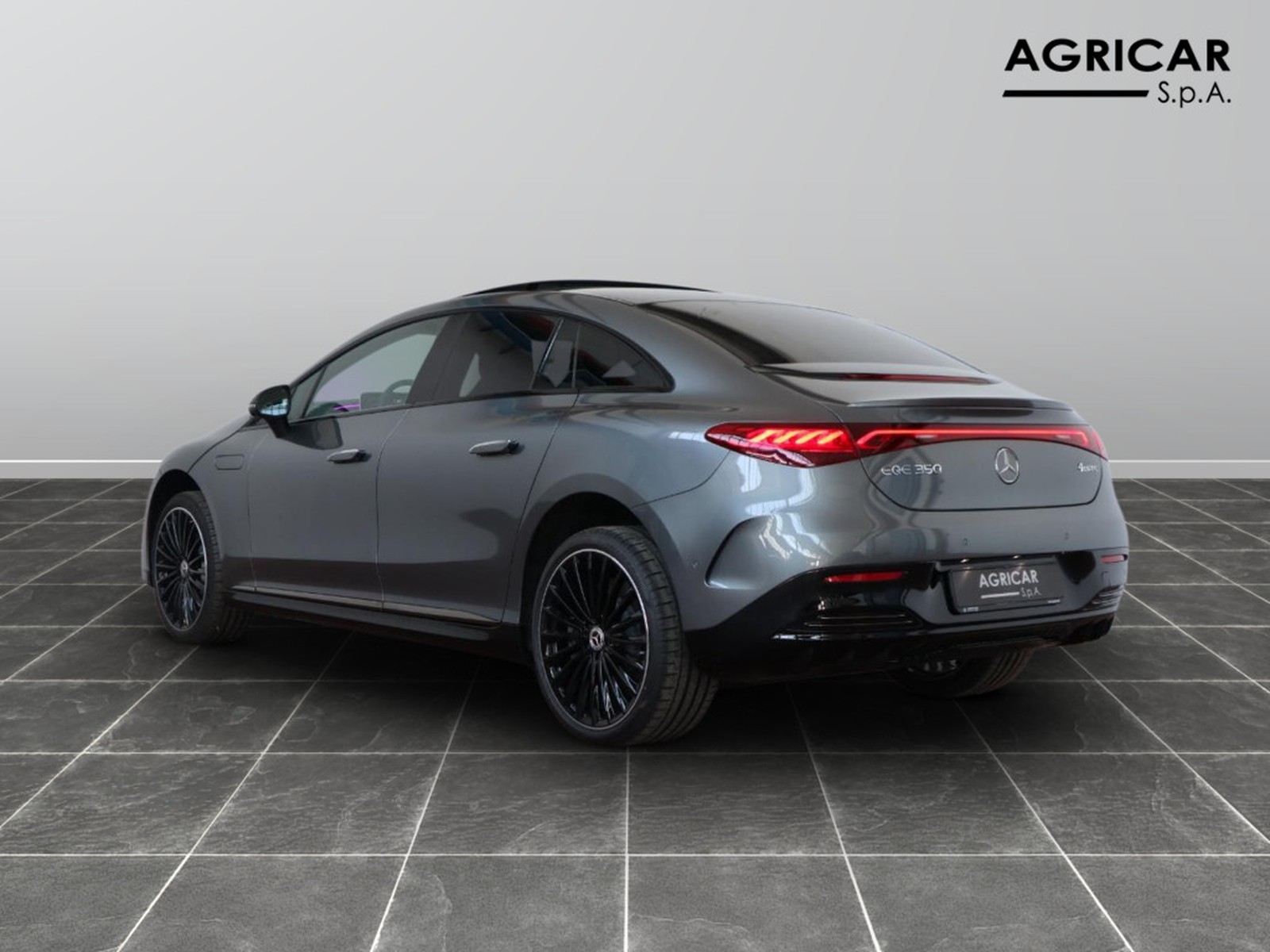 5 - Mercedes EQE 350 premium plus 4matic