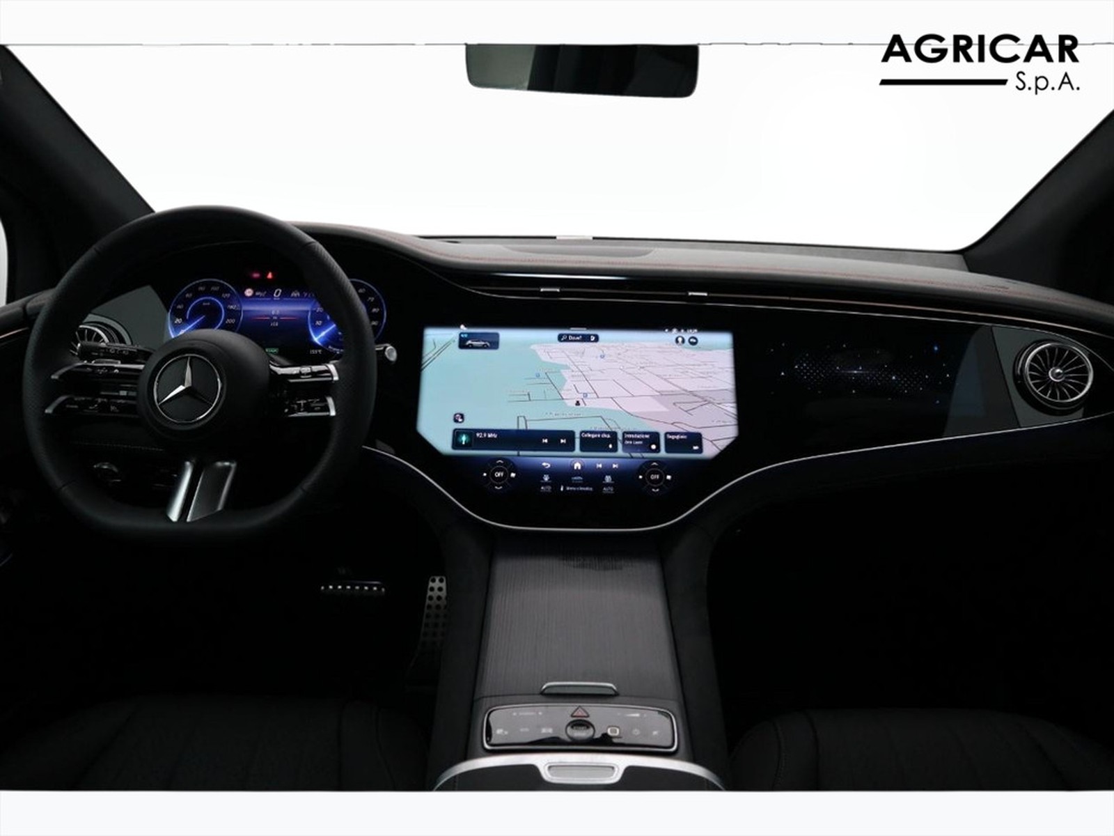 14 - Mercedes EQE suv 350 amg line premium plus 4matic