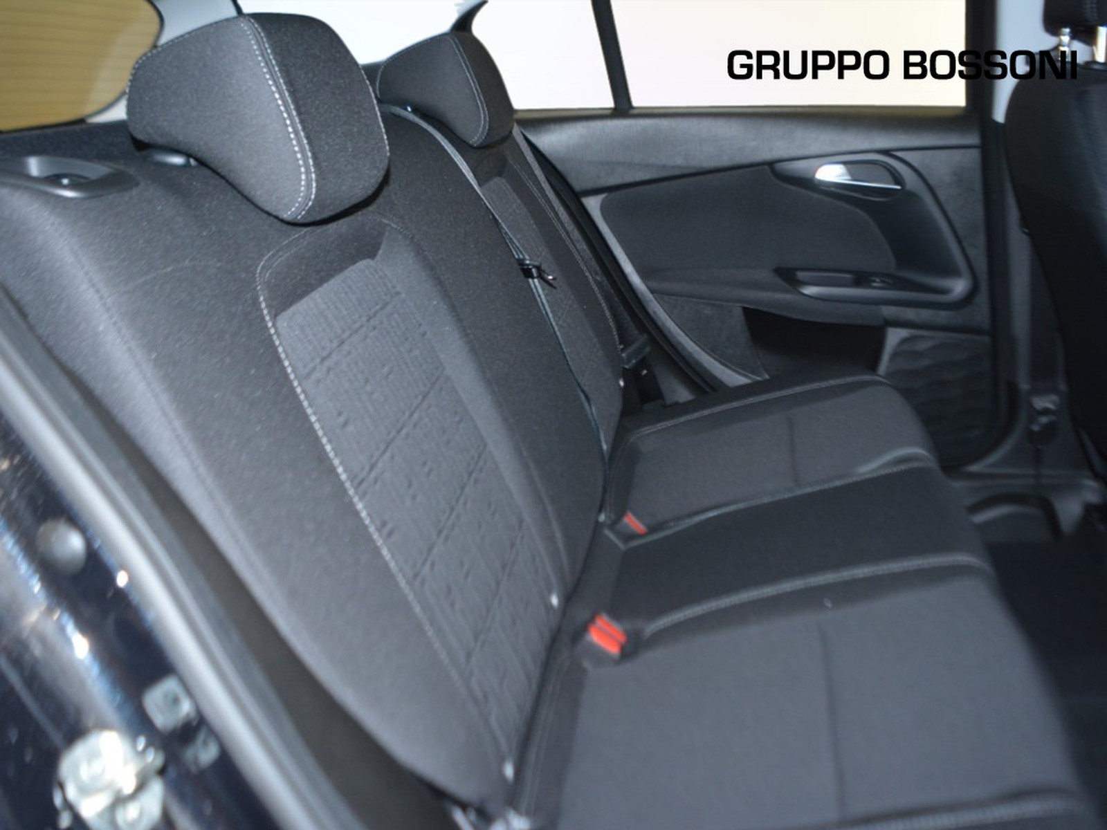 9 - Fiat Tipo 5 porte 1.5 t4 hybrid 130cv dct