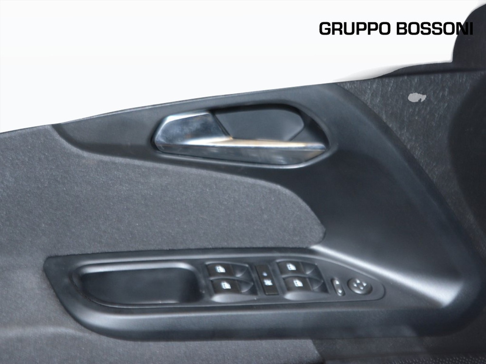 16 - Fiat Tipo 5 porte 1.5 t4 hybrid 130cv dct