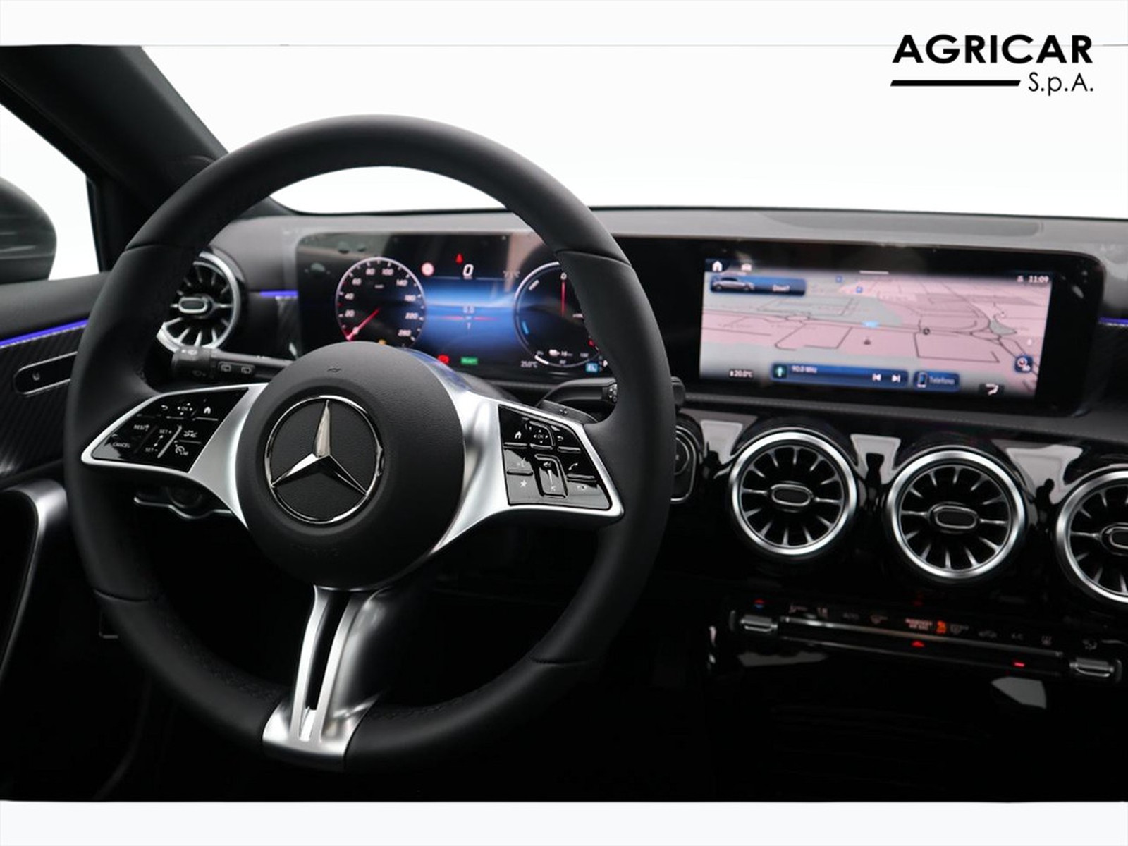 11 - Mercedes Classe A 250 e plug-in-hybrid progressive advanced plus speedshift dct amg 8g