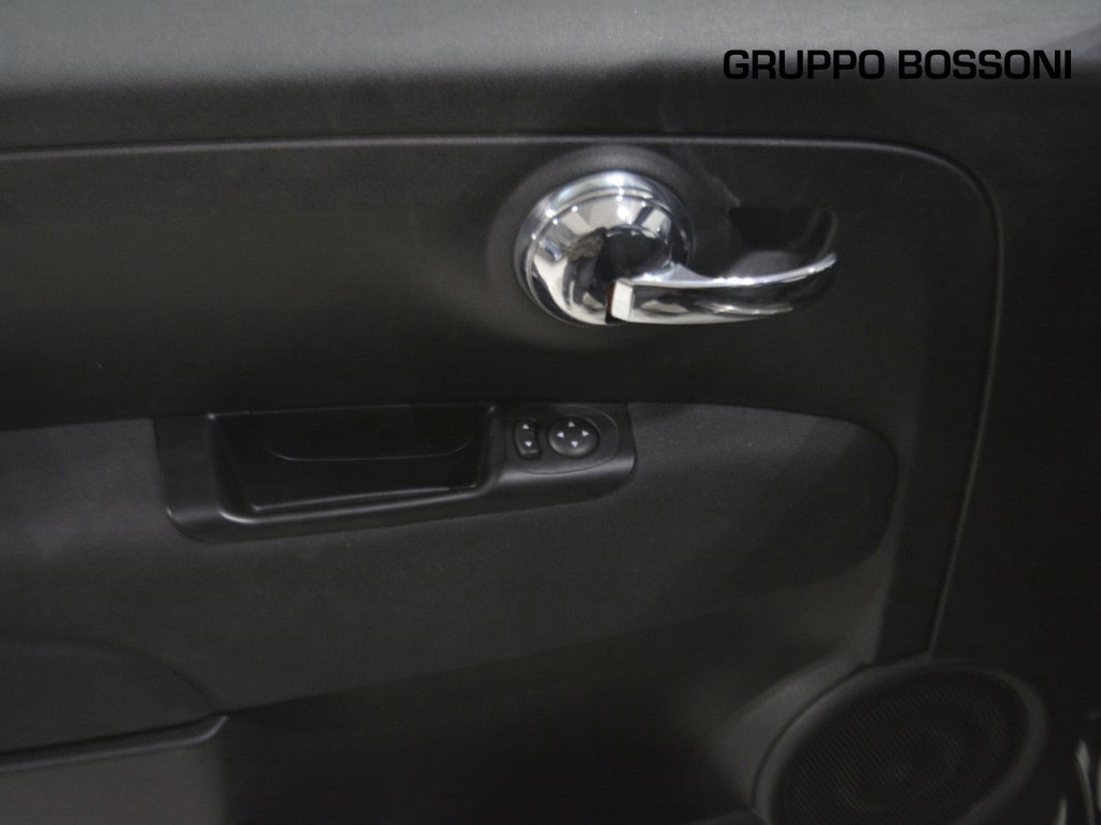 17 - Fiat 500 1.0 firefly hybrid 70cv dolcevita