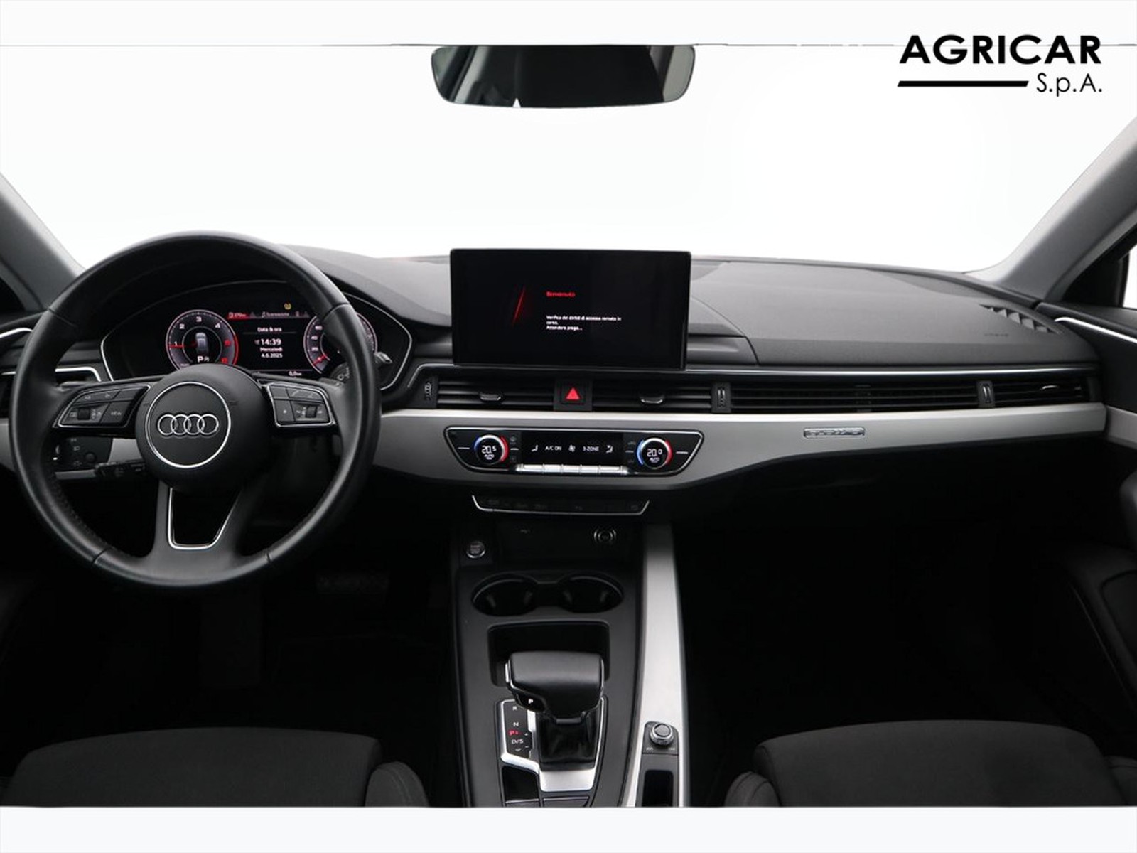 12 - Audi A4 avant 40 2.0 tdi 190cv s line edition quattro s tronic