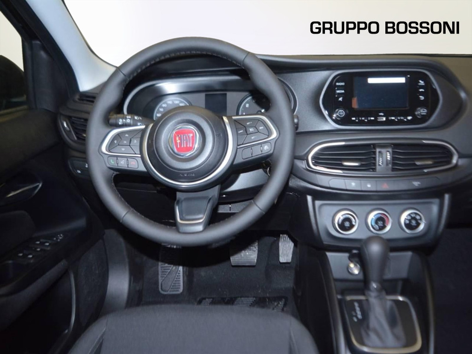 11 - Fiat Tipo 5 porte 1.5 t4 hybrid 130cv dct