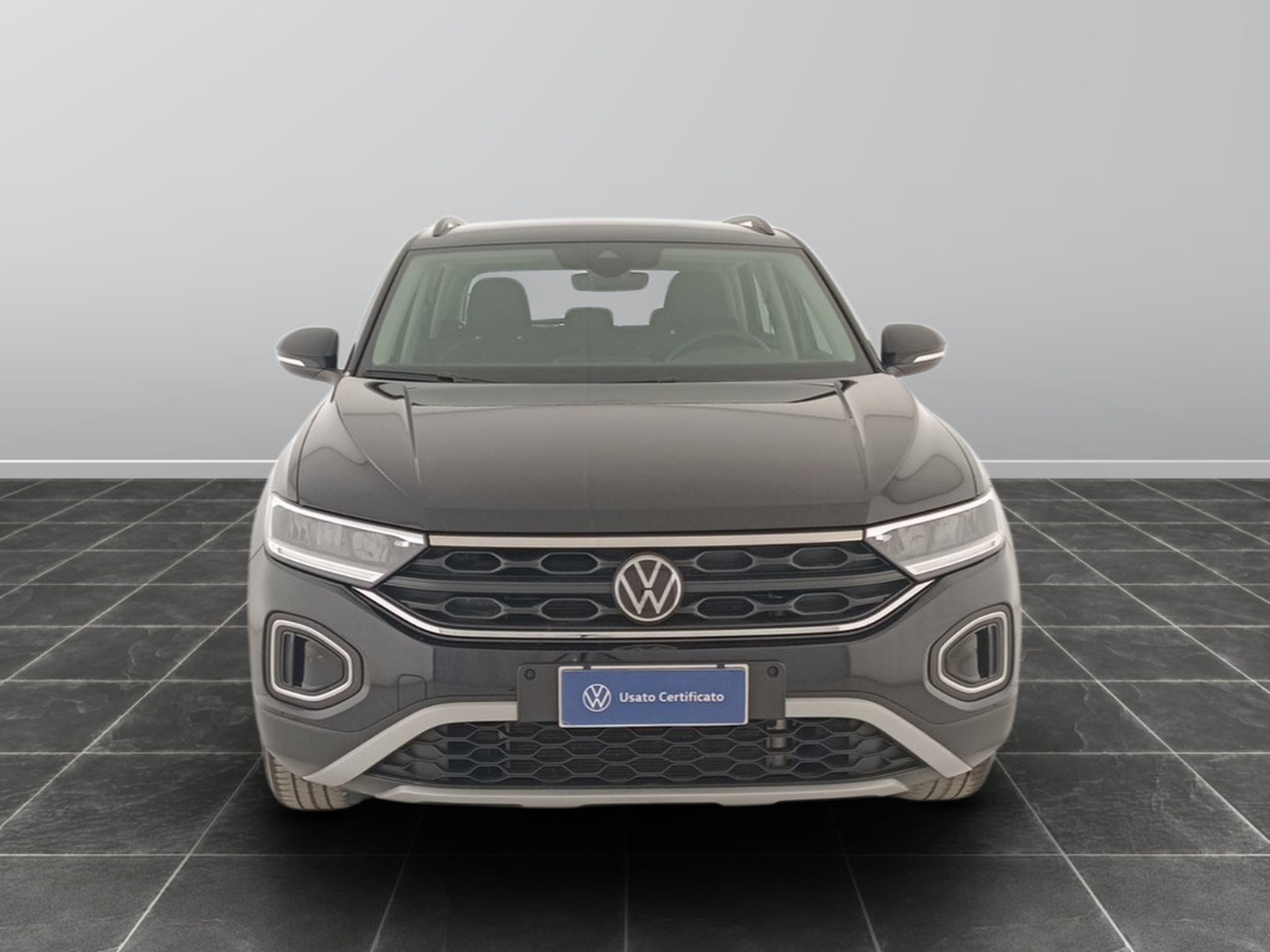 2 - Volkswagen T-Roc 2.0 tdi scr 115cv life