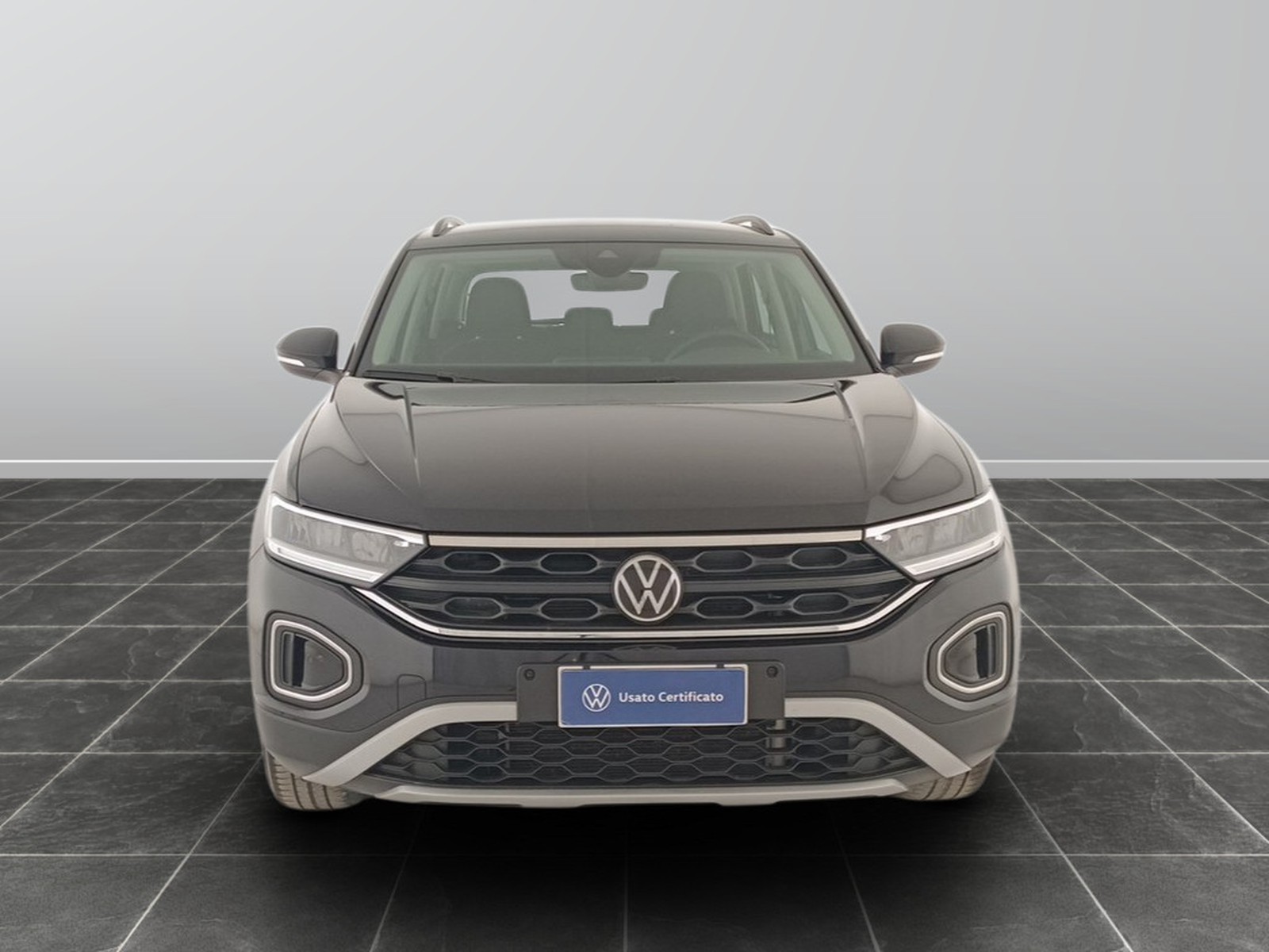 2 - Volkswagen T-Roc 2.0 tdi scr 115cv life