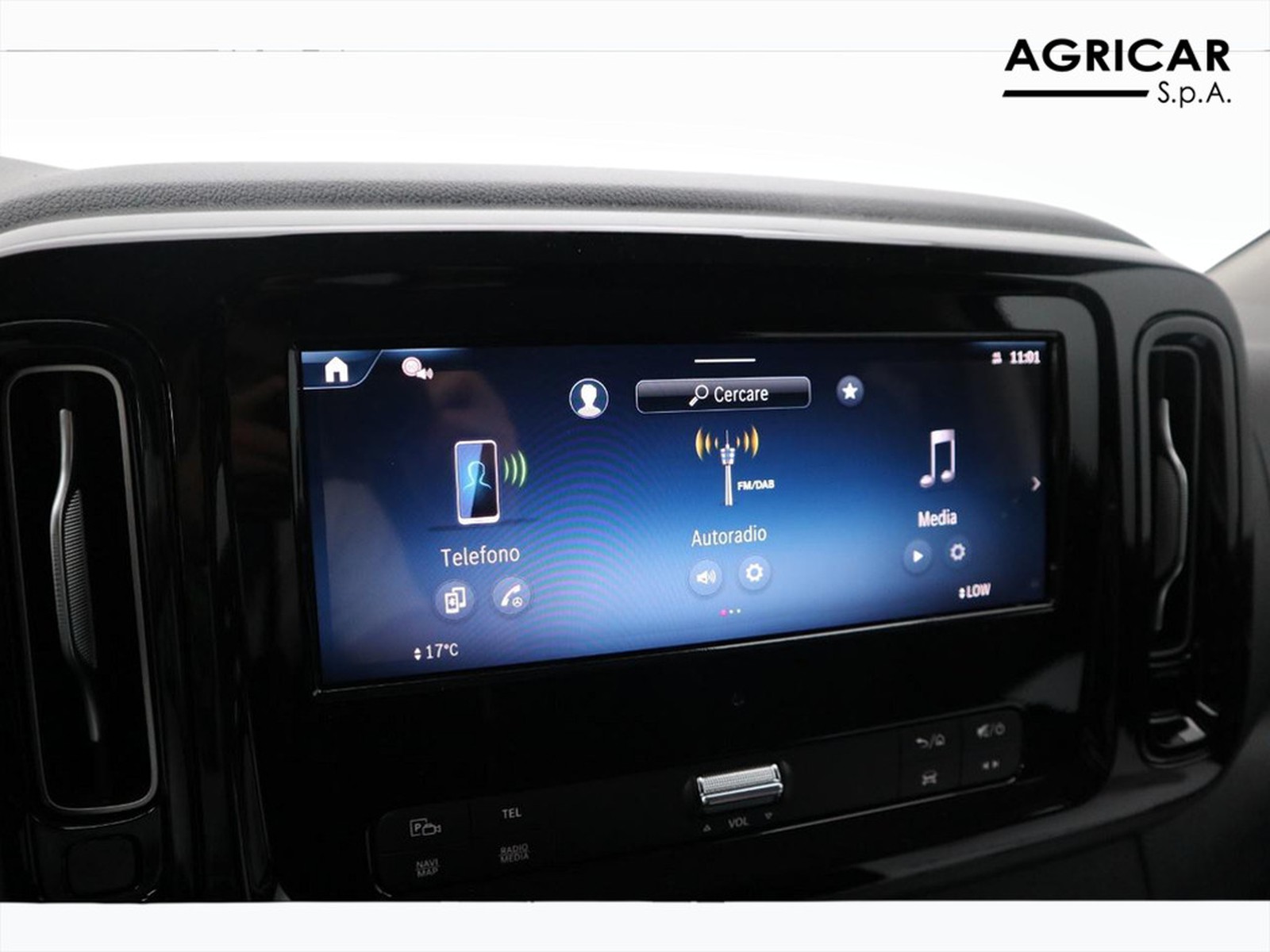 11 - Mercedes Vans Vito 116 cdi long tourer auto my20