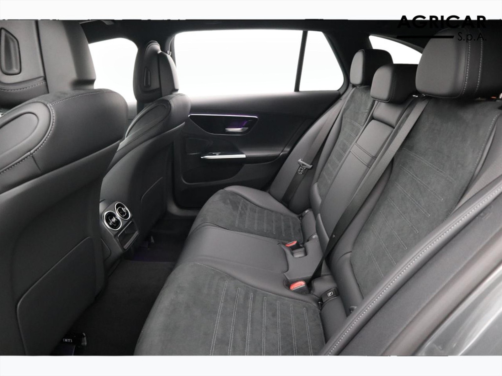 8 - Mercedes Classe C station wagon 300 de plug in hybrid amg line advanced 9g-tronic