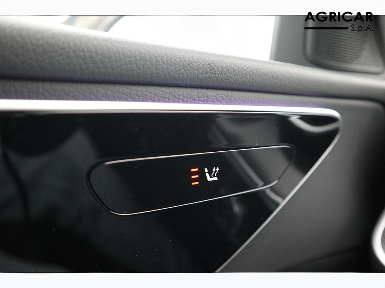 14 - Mercedes Classe C station wagon 200 d mild hybrid advanced 9g-tronic