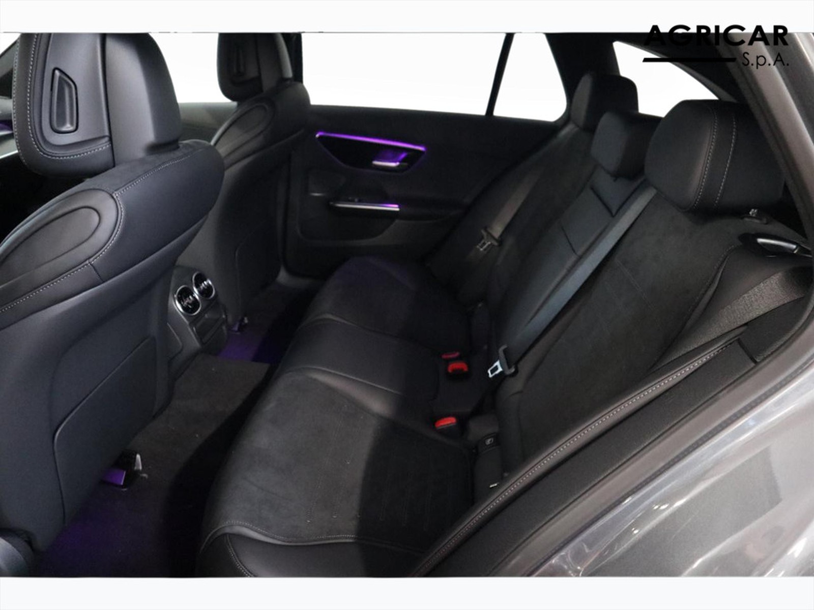 8 - Mercedes Classe C station wagon 200 d mild hybrid amg line advanced 9g-tronic