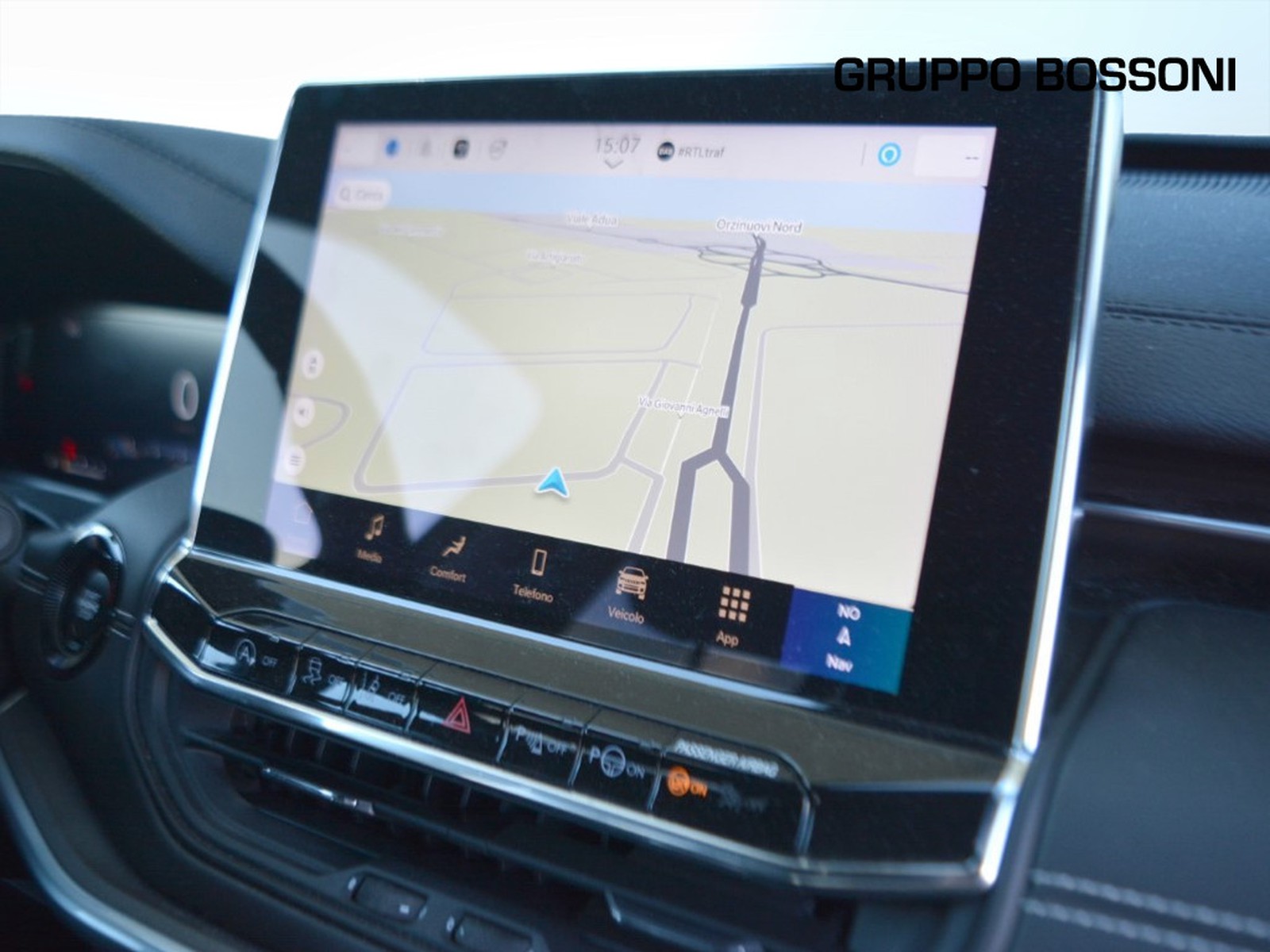 10 - Jeep Compass 1.6 multijet ii 130cv limited 2wd