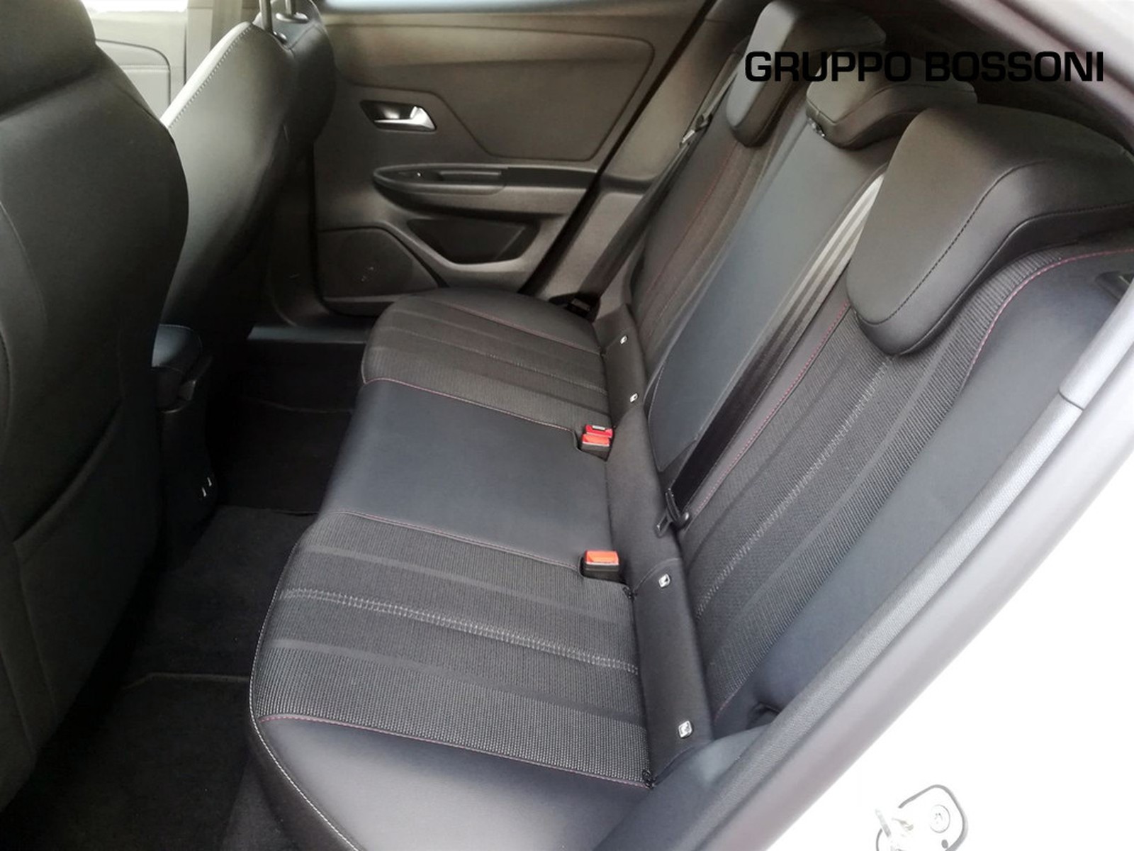 12 - Opel Mokka 1.2 t 100cv ultimate s&s