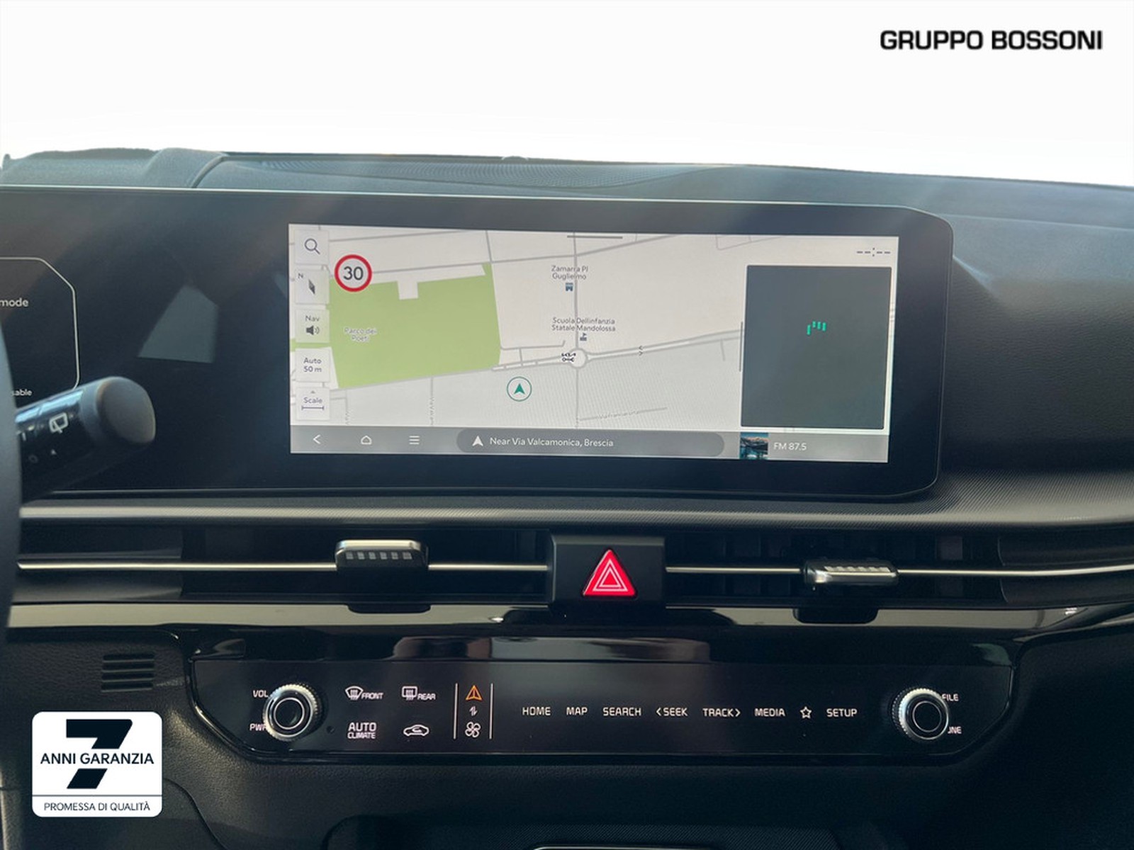 11 - Kia Sportage 1.6 t-gdi hev style 2wd at6