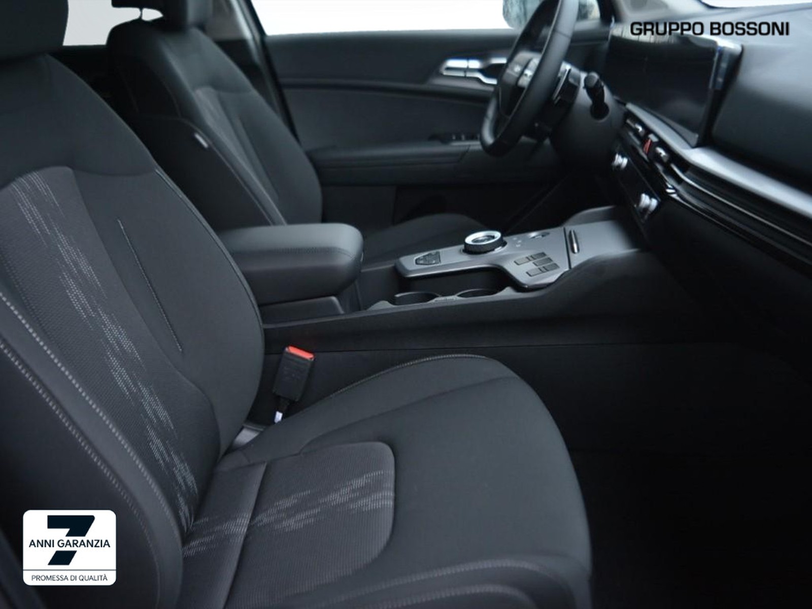 5 - Kia Sportage 1.6 t-gdi hev style 2wd at6