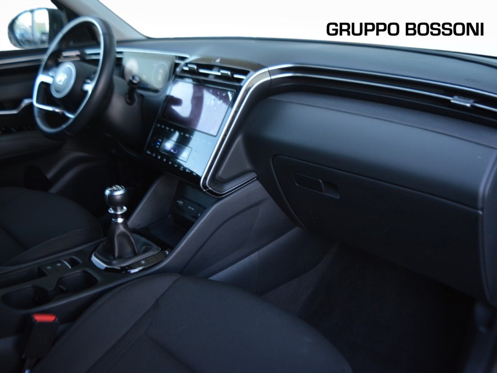 8 - Hyundai Tucson 1.6 crdi xline 2wd