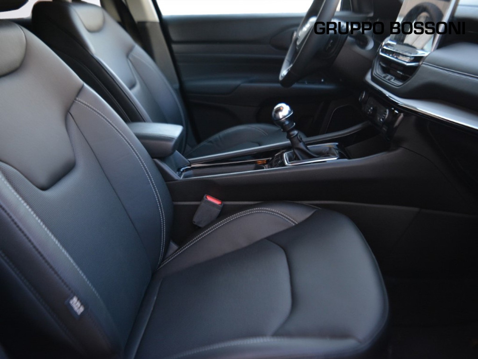 5 - Jeep Compass 1.6 multijet ii 130cv s 2wd