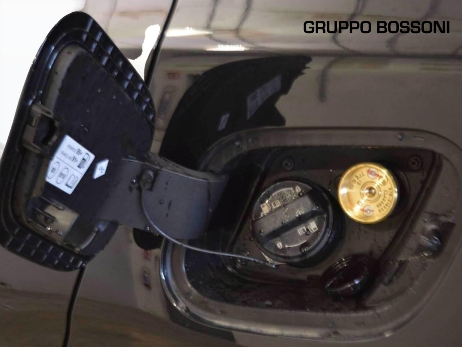 14 - Kia Sportage 1.6 t-gdi gpl 147cv business 2wd