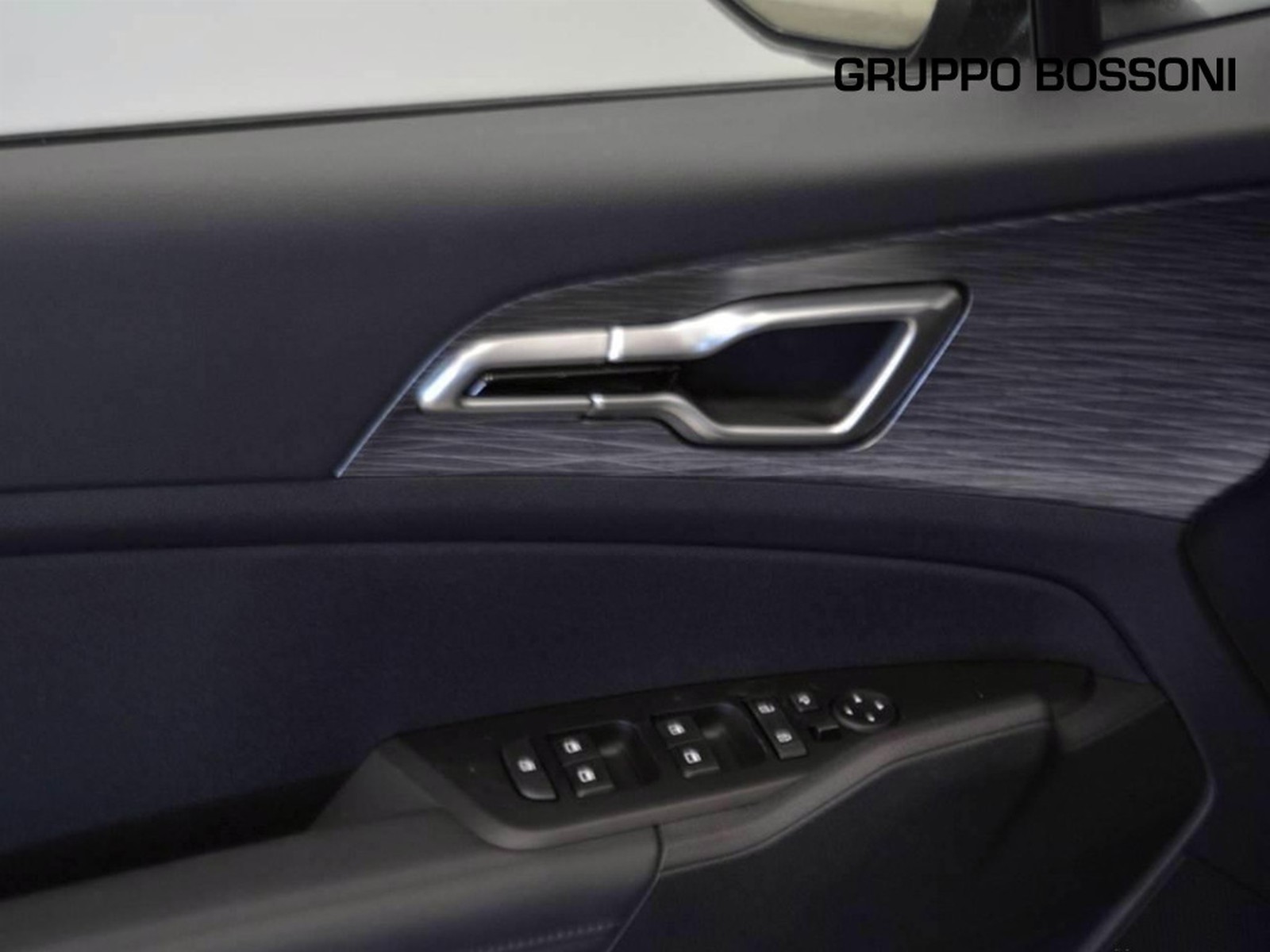 16 - Kia Sportage 1.6 t-gdi gpl 147cv business 2wd