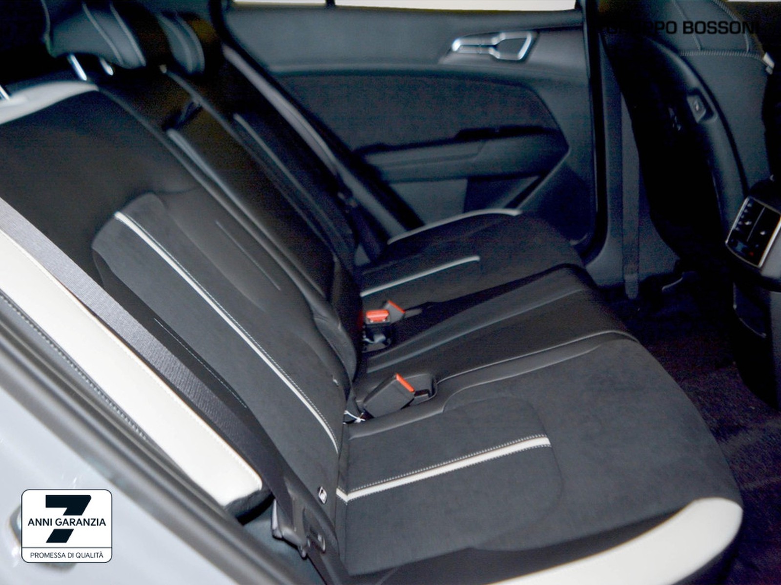 6 - Kia Sportage 1.6 crdi mhev gt-line sunroof pack dct7