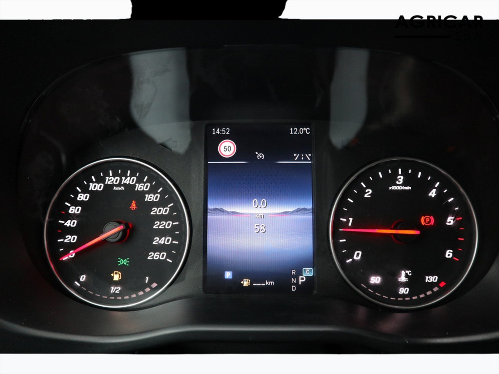 9 - Mercedes Vans Vito mixto 114 cdi long select 4x4 9g-tronic