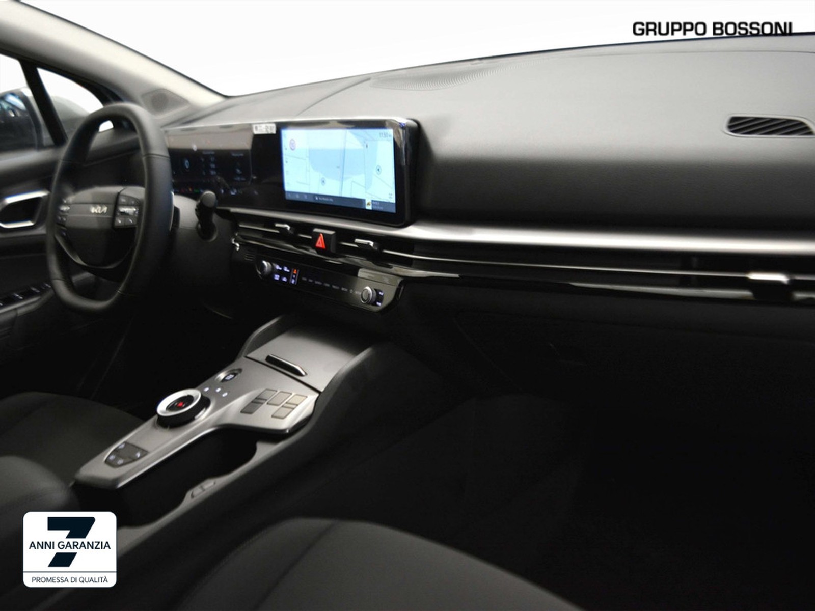 8 - Kia Sportage 1.6 t-gdi hev style 2wd at6