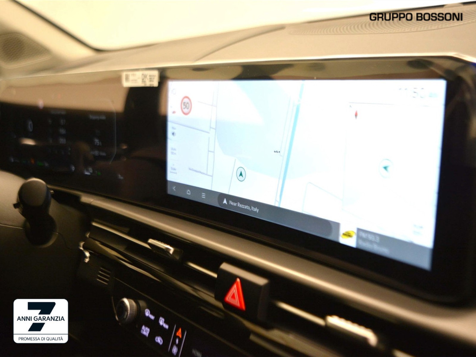 10 - Kia Sportage 1.6 t-gdi hev style 2wd at6