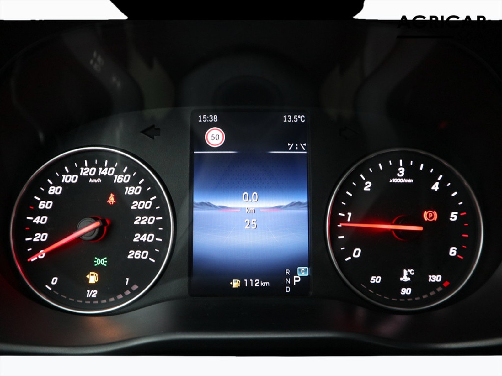 9 - Mercedes Vans Vito 114 cdi long mixto auto my20