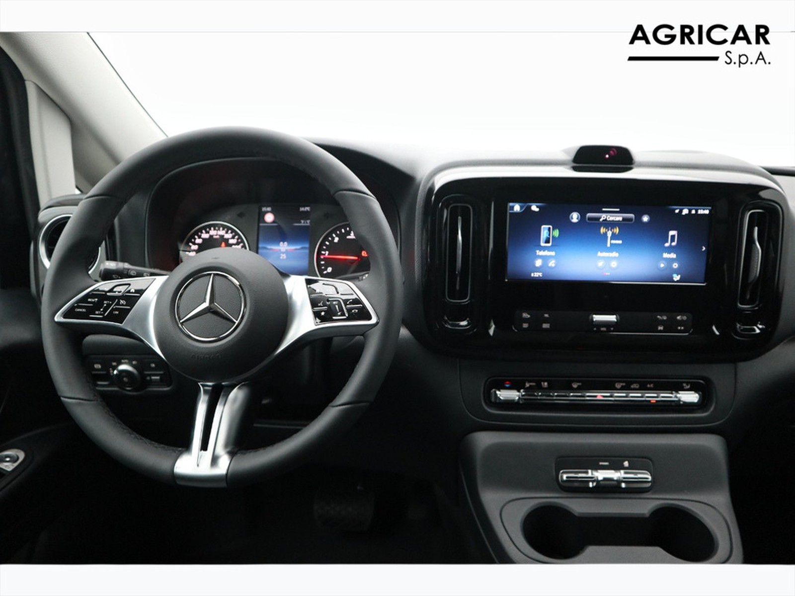 12 - Mercedes Vans Vito 114 cdi long mixto auto my20