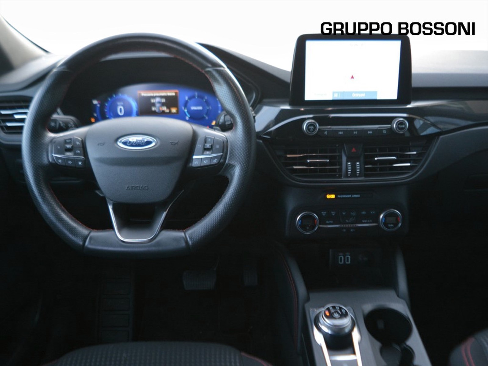 8 - Ford Kuga 1.5 ecoblue 120cv st-line 2wd auto