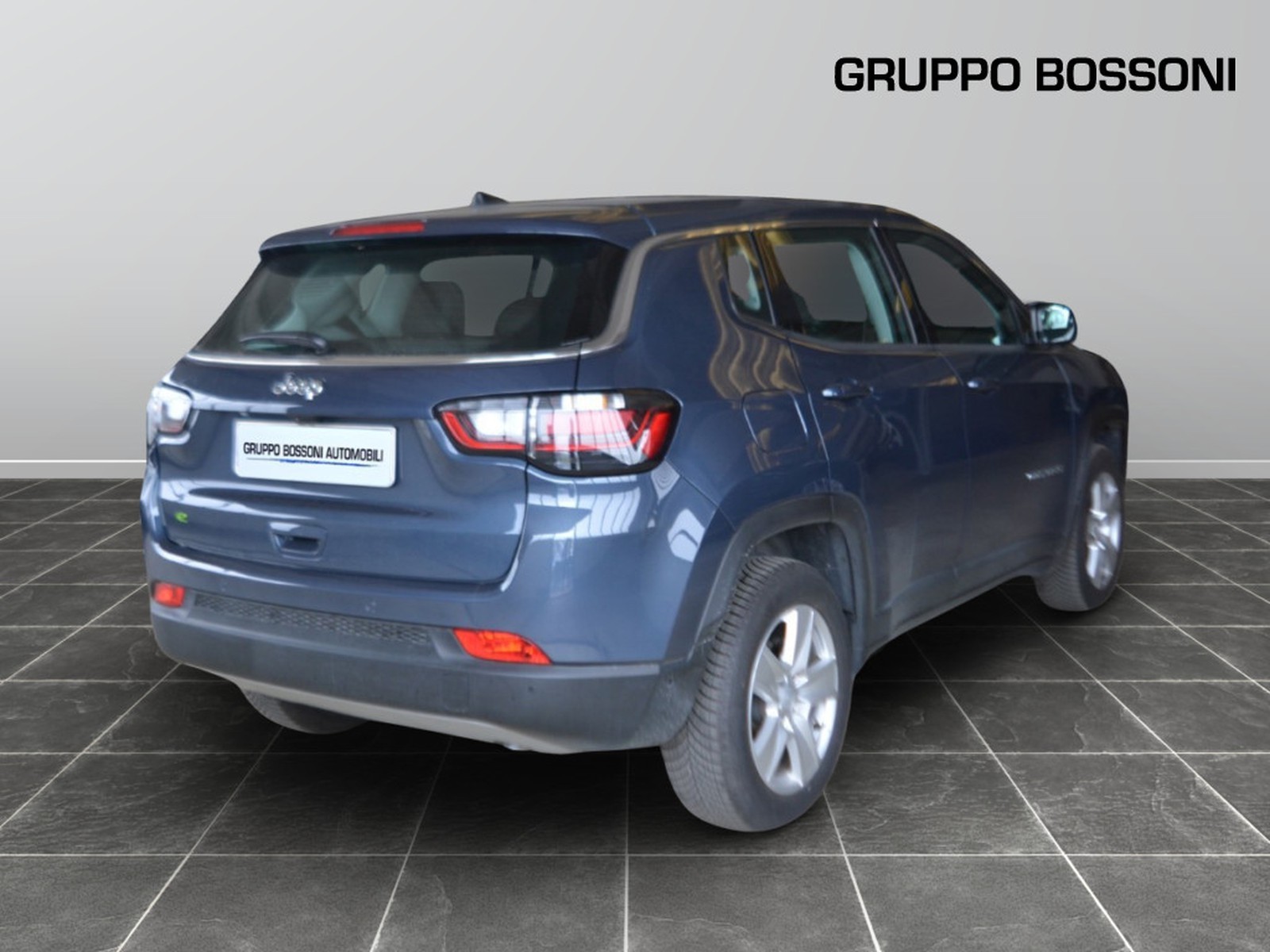 4 - Jeep Compass 1.5 turbo t4 mhev 130cv altitude 2wd