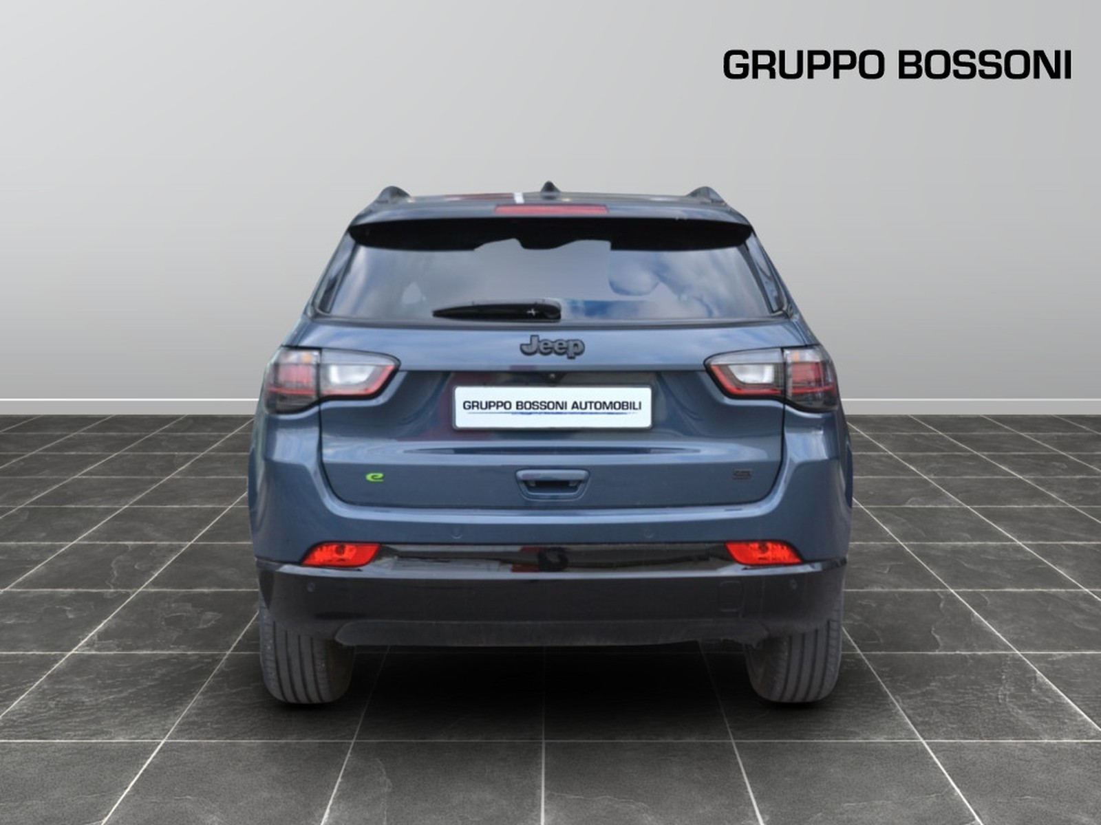 4 - Jeep Compass 1.5 turbo t4 mhev 130cv summit 2wd