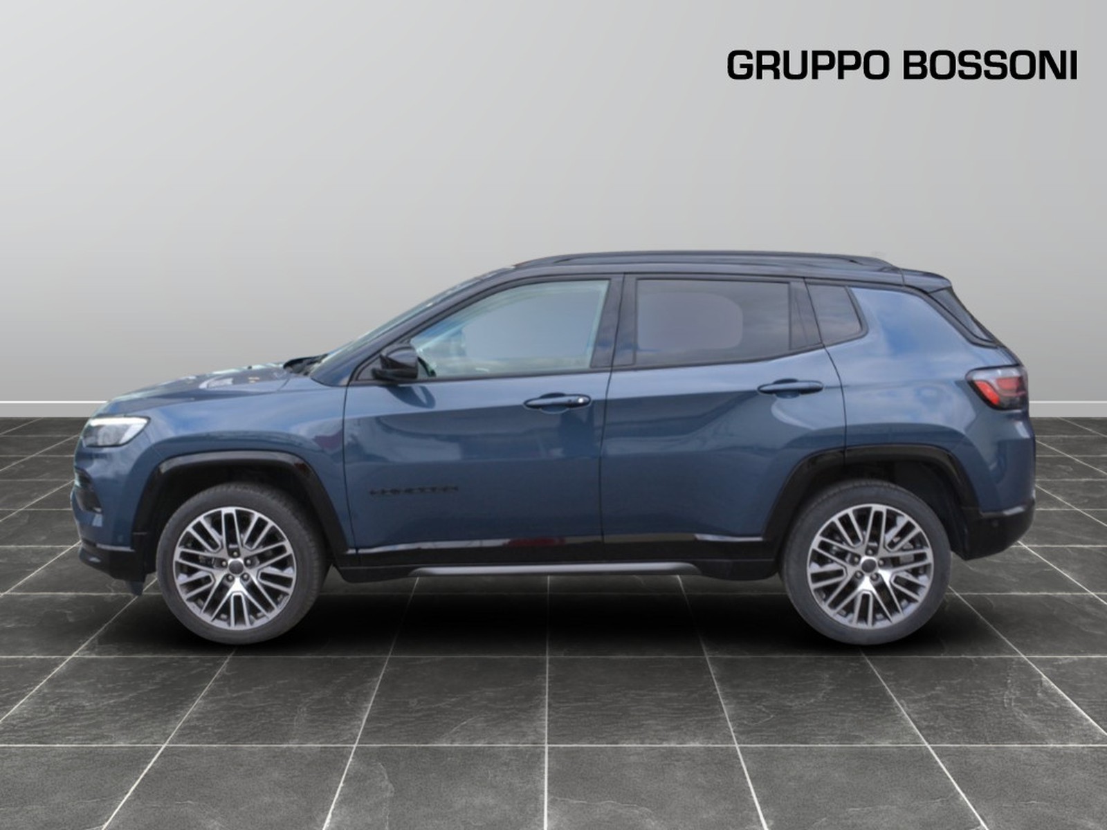 24 - Jeep Compass 1.5 turbo t4 mhev 130cv summit 2wd