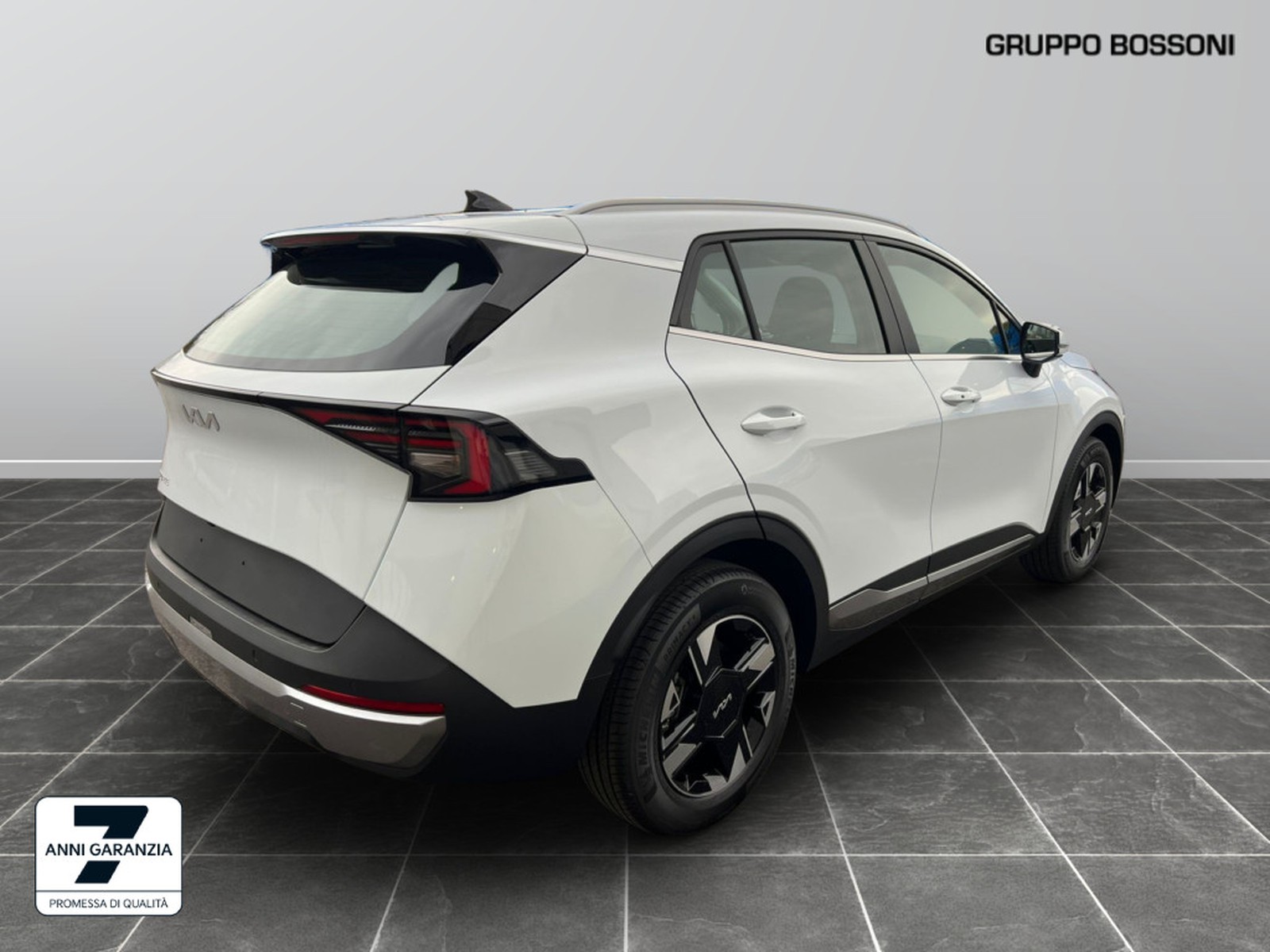 6 - Kia Sportage 1.6 t-gdi hev business 2wd at6