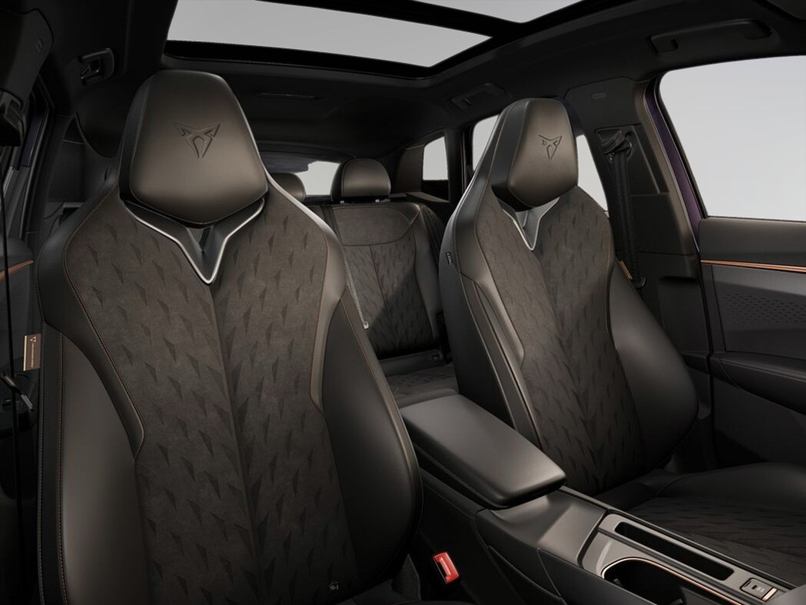 9 - Cupra Terramar 1.5 hybrid 150cv