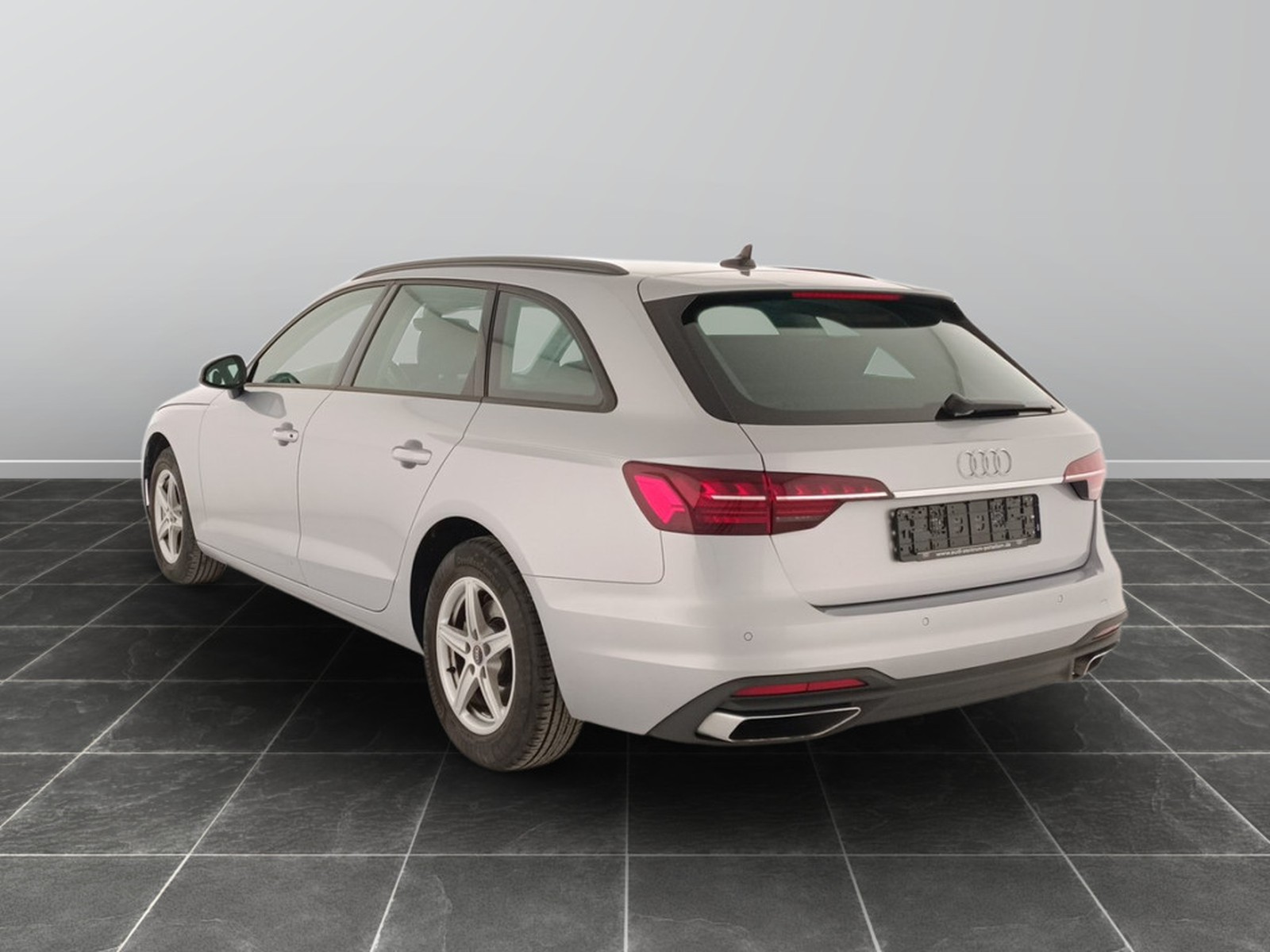 4 - Audi A4 avant 30 2.0 tdi mhev 136cv s tronic