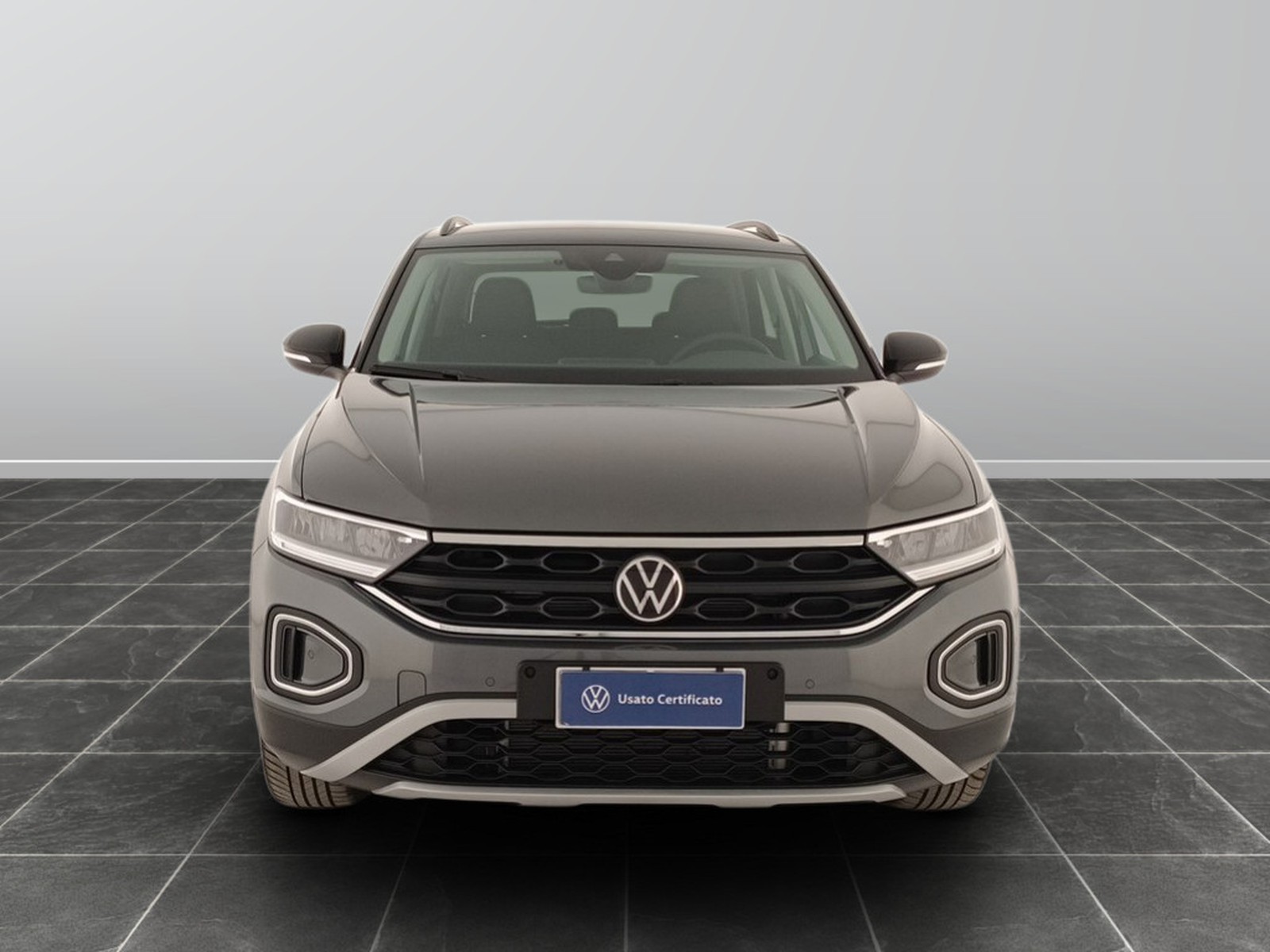 2 - Volkswagen T-Roc 2.0 tdi scr 150cv sport dsg