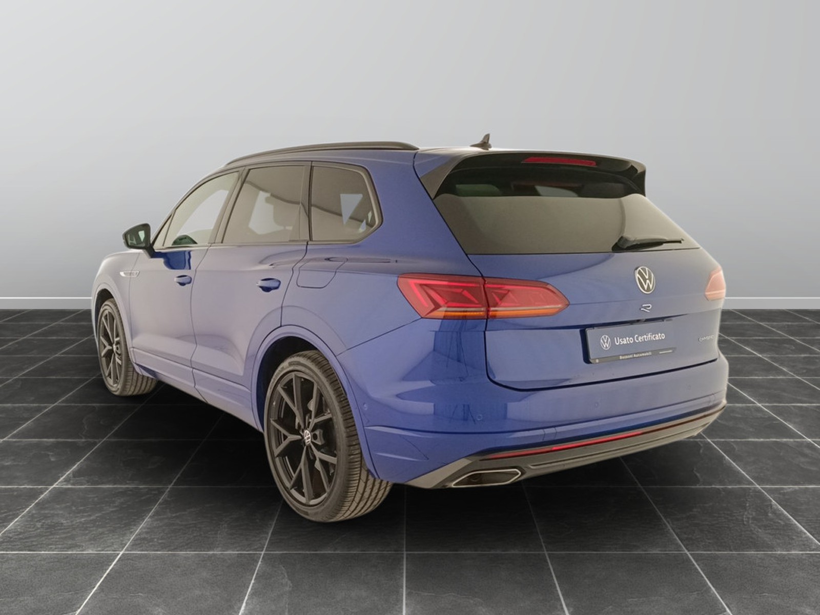 4 - Volkswagen Touareg 3.0 v6 tsi ehybrid r 4motion tiptronic