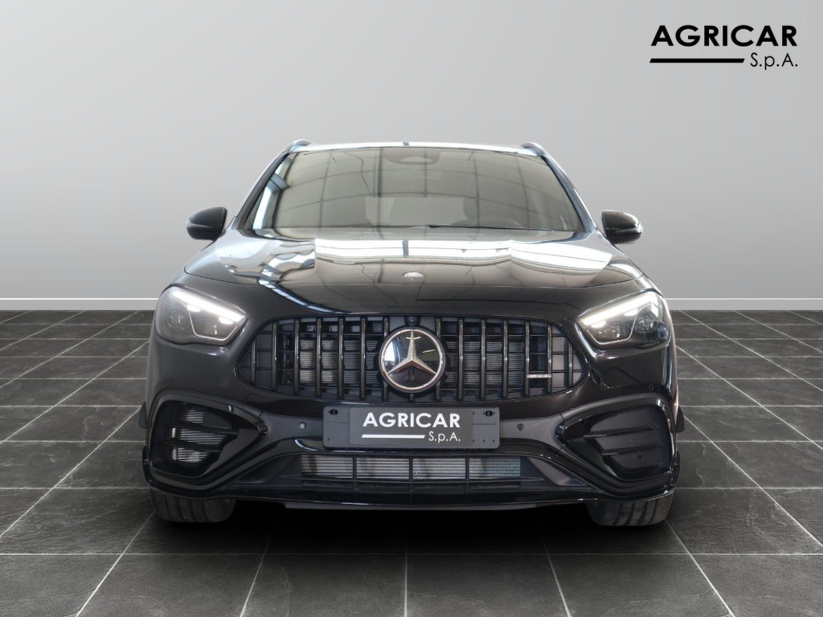 2 - AMG GLA amg 45 s 4matic+ speedshift dct amg 8g